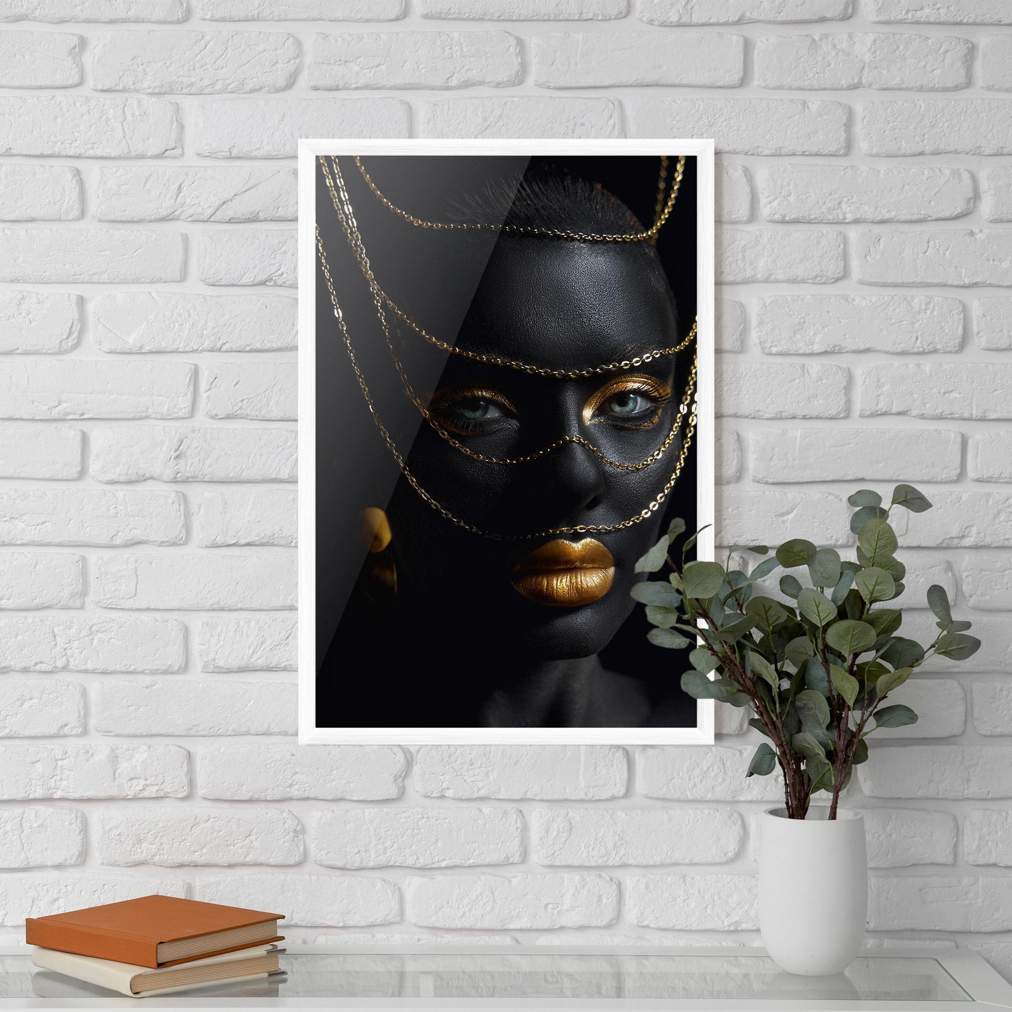 Keretezett Poszter Gold Chain Green Eyes mockup 5