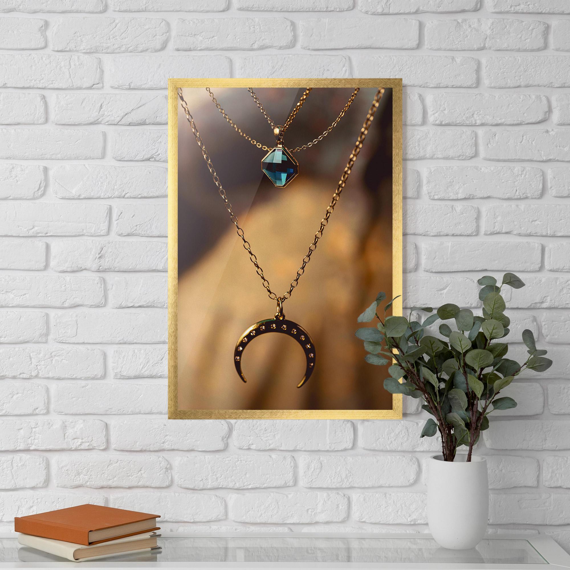 Keretezett Poszter Moon Blue Necklace mockup 5