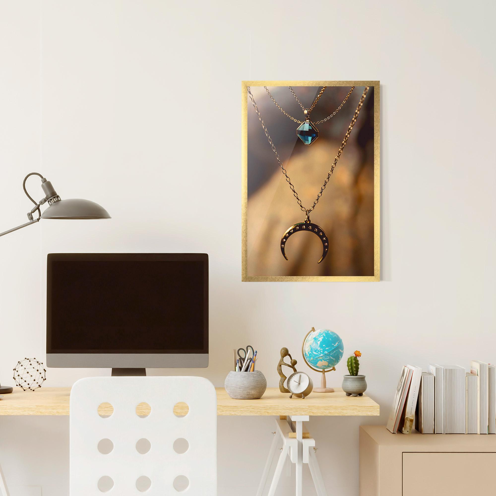 Keretezett Poszter Moon Blue Necklace mockup 6