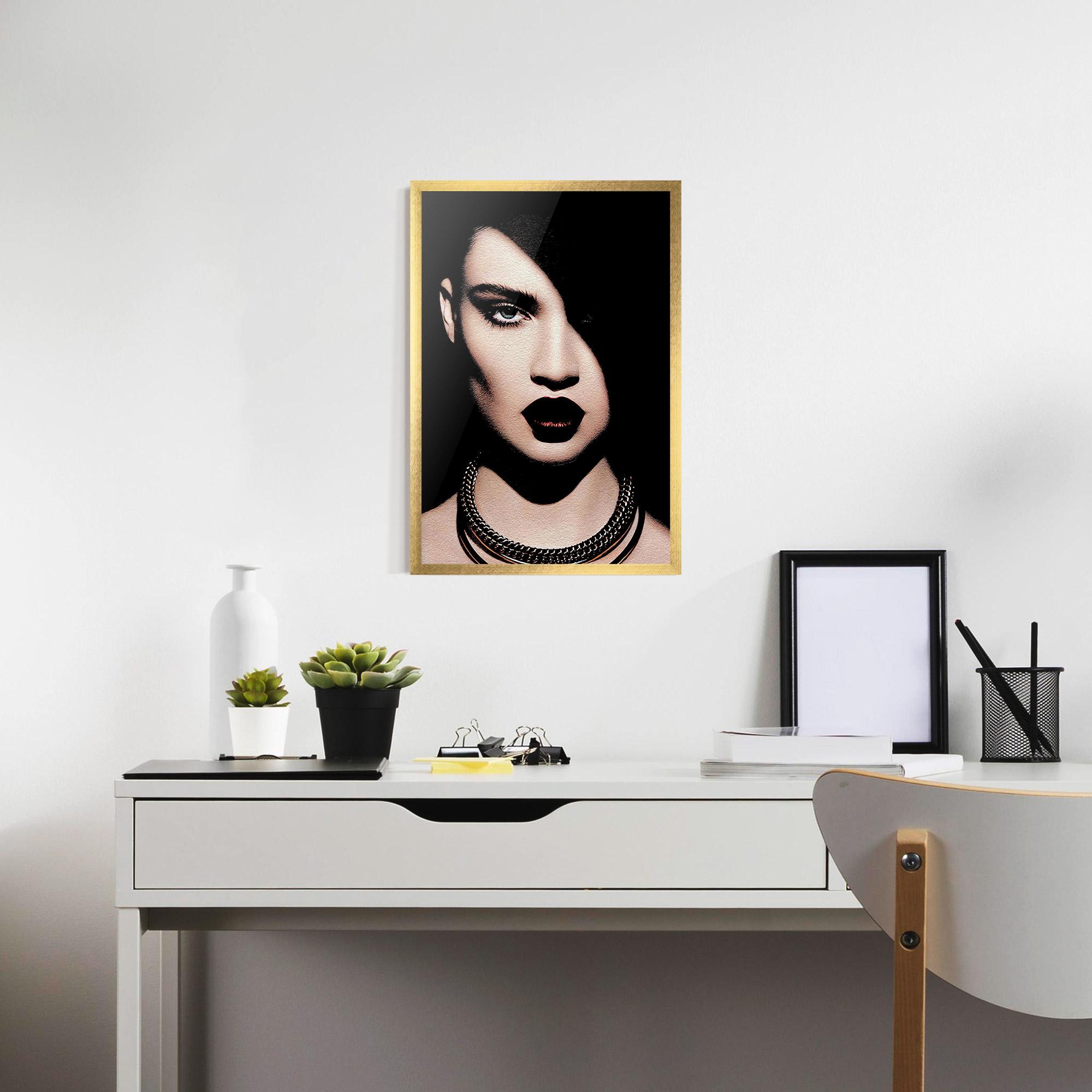 Keretezett Poszter Gold Necklace mockup 7