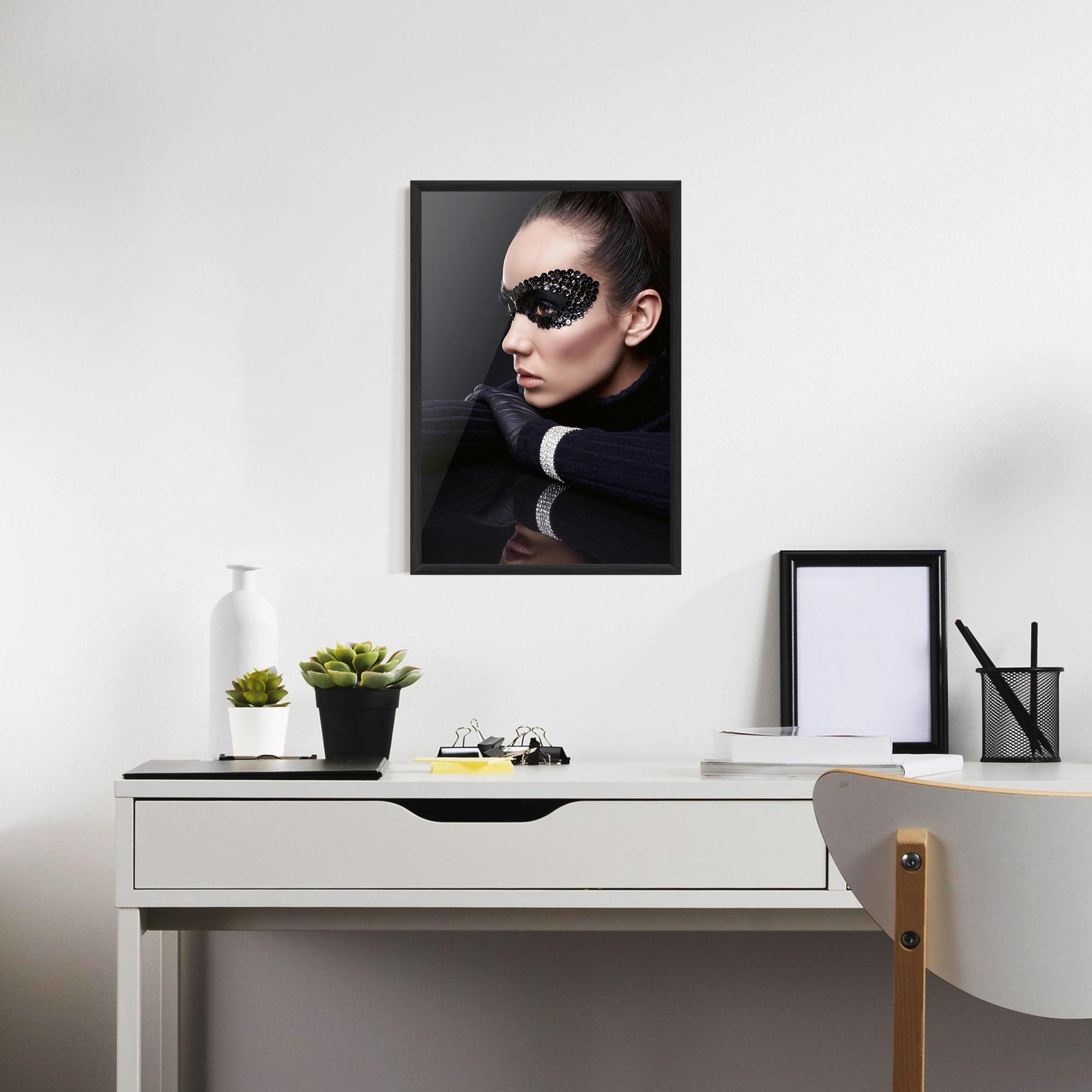 Keretezett Poszter Mirrored Bracelet mockup 7