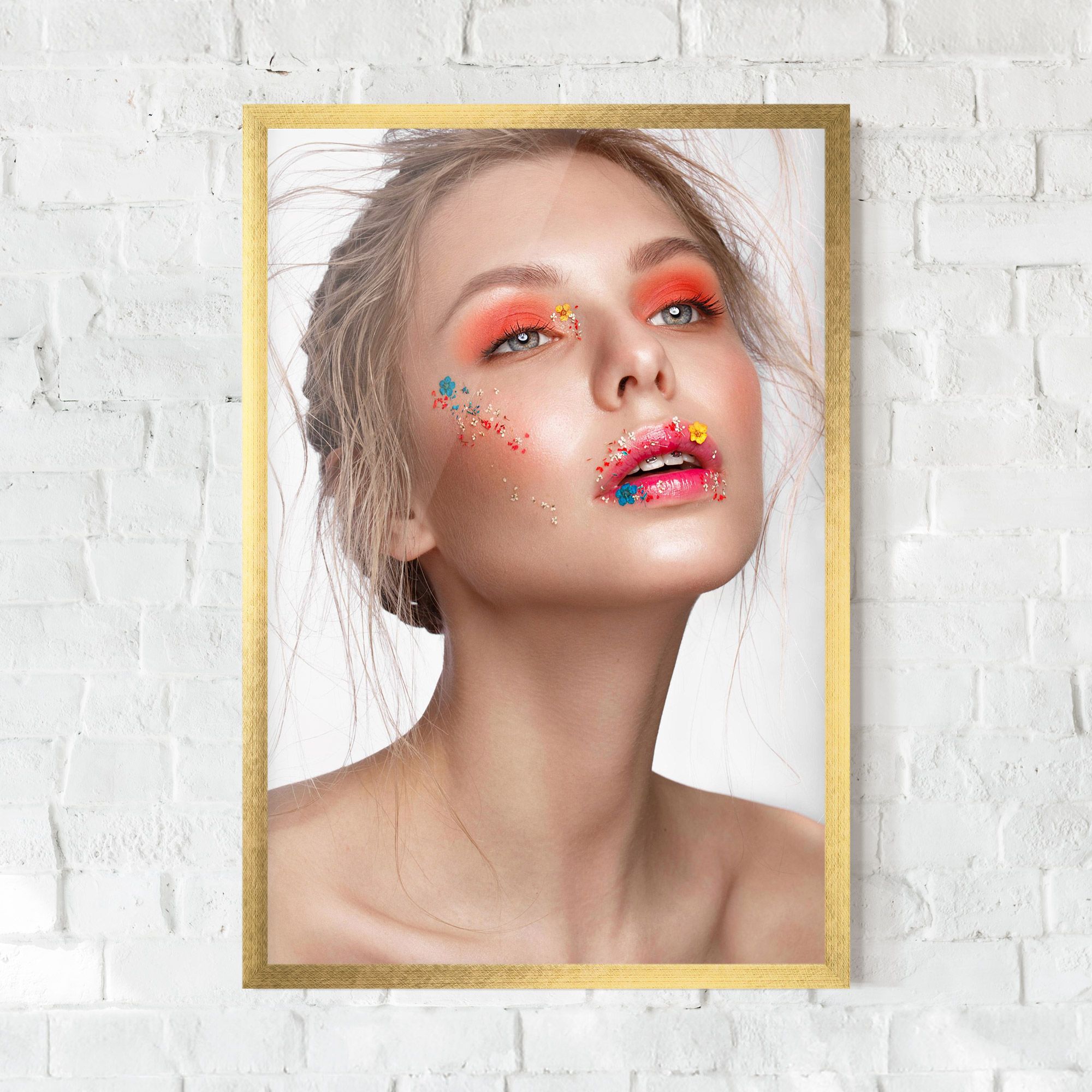 Lips Flower mockup 0