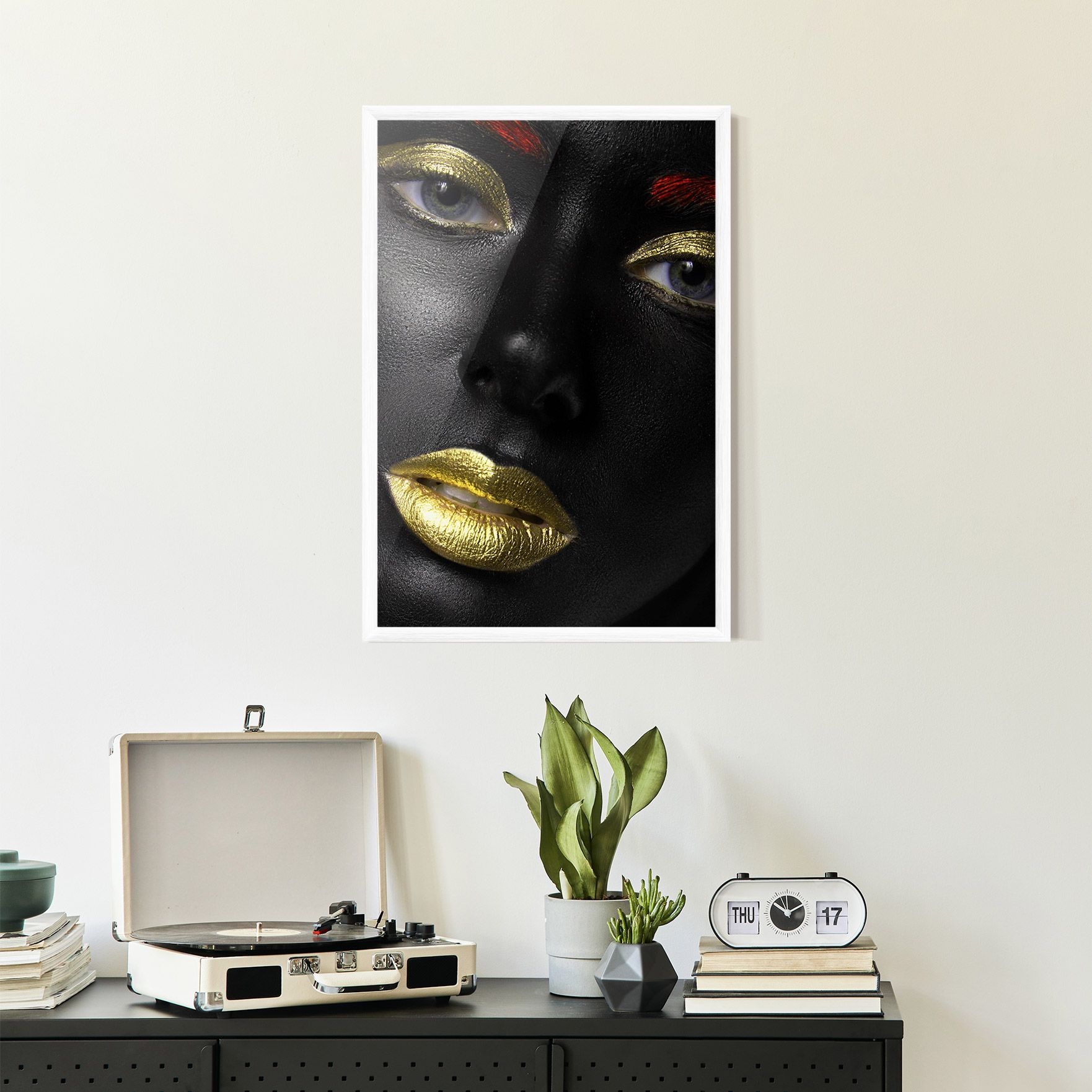 Gold Make Up And Lips mockup 2