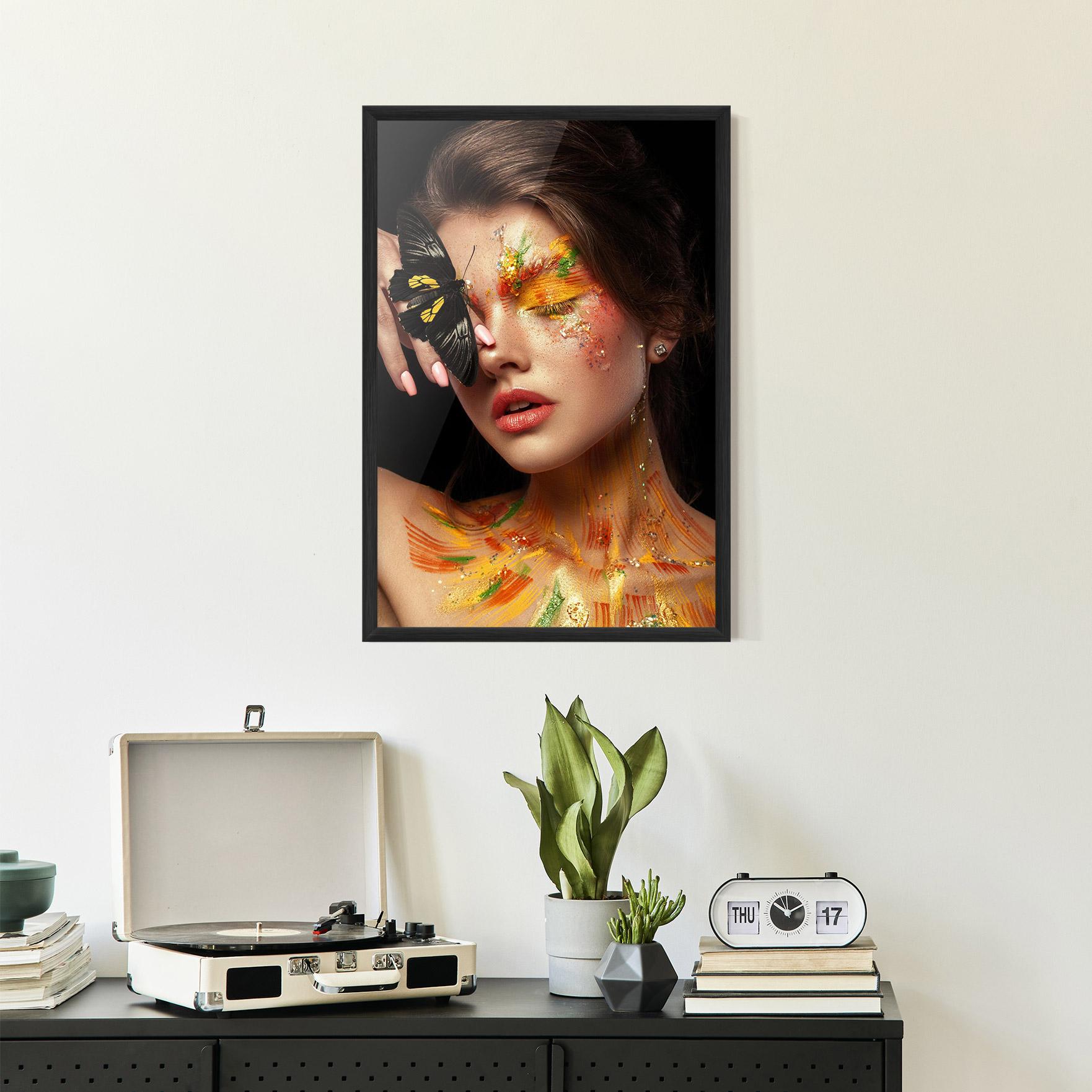 Keretezett Poszter Butterflu Makeup mockup 2