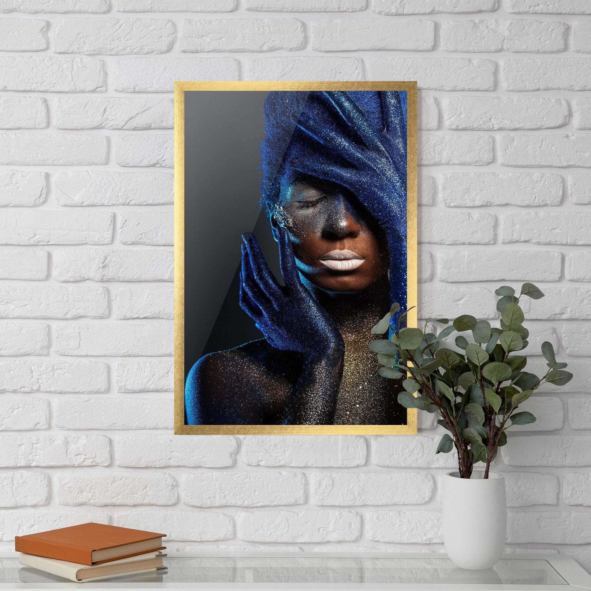 Keretezett Poszter Blue Hair Hands mockup 5