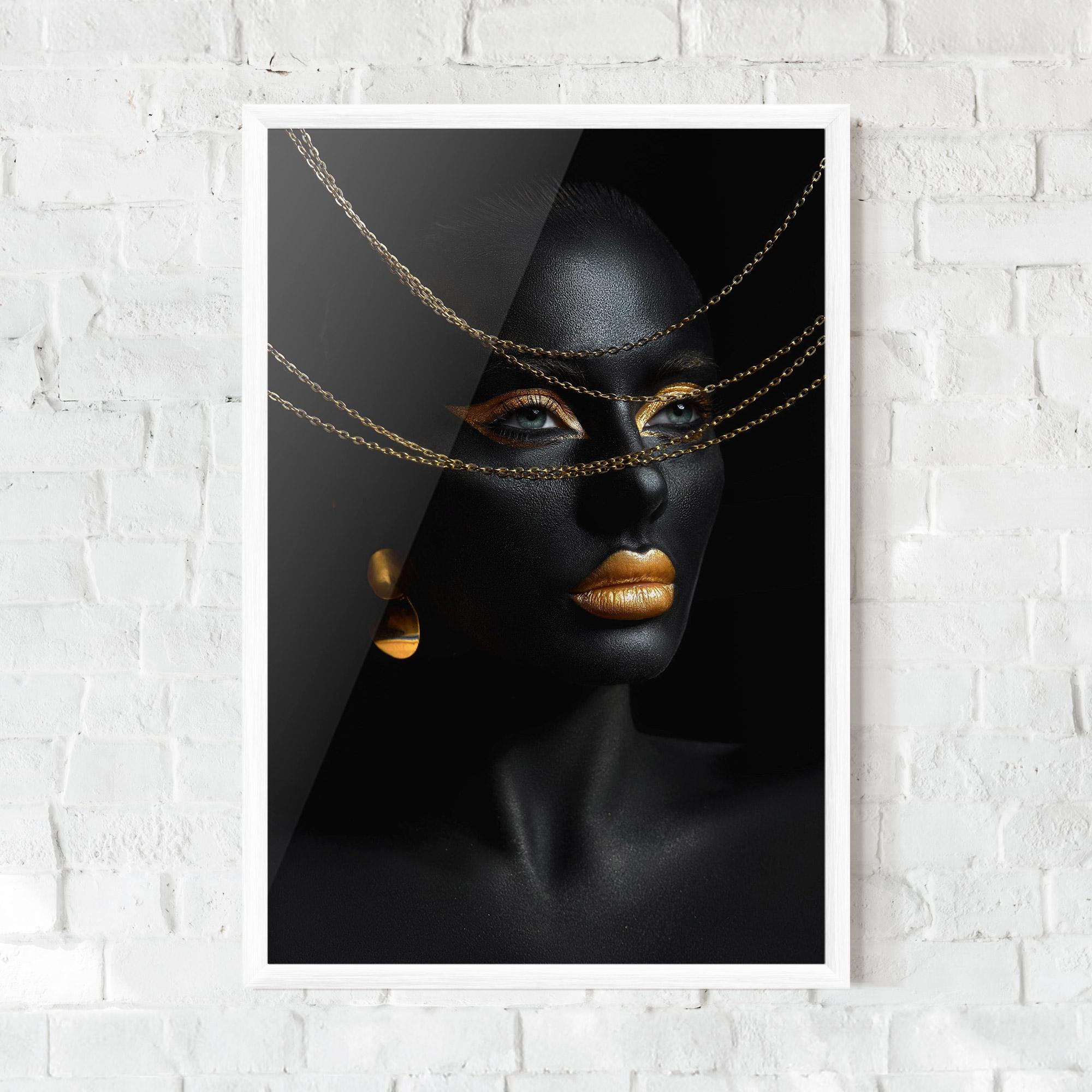 Keretezett Poszter Gold Chain Woman mockup 0