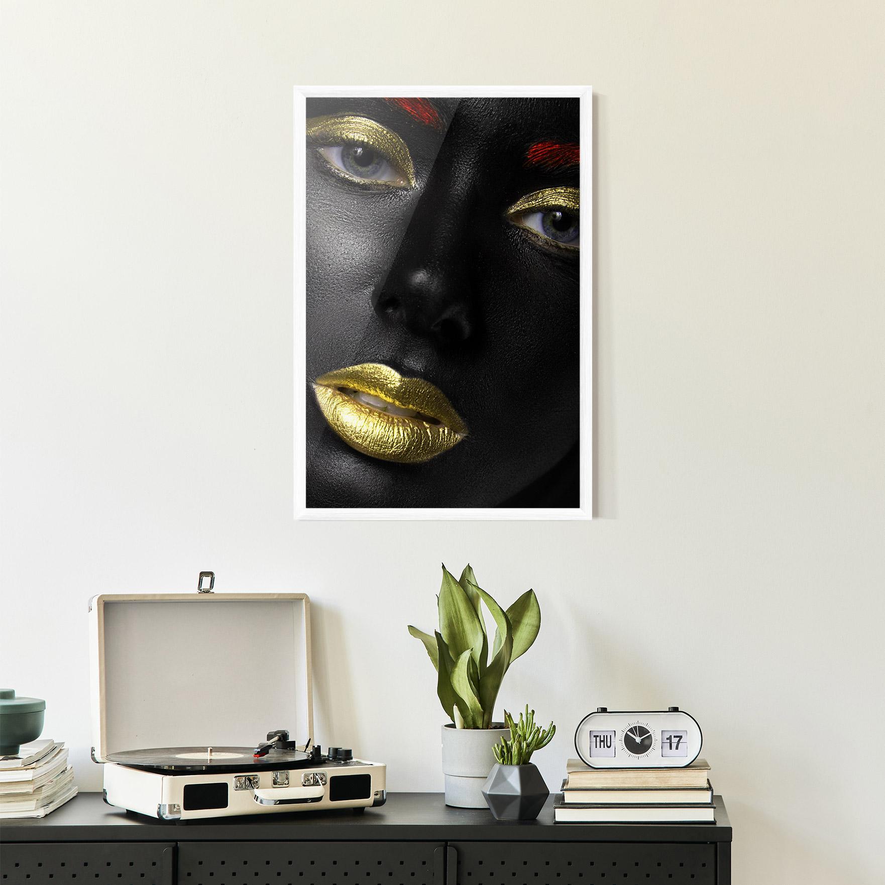 Keretezett Poszter Gold Red Lips mockup 2