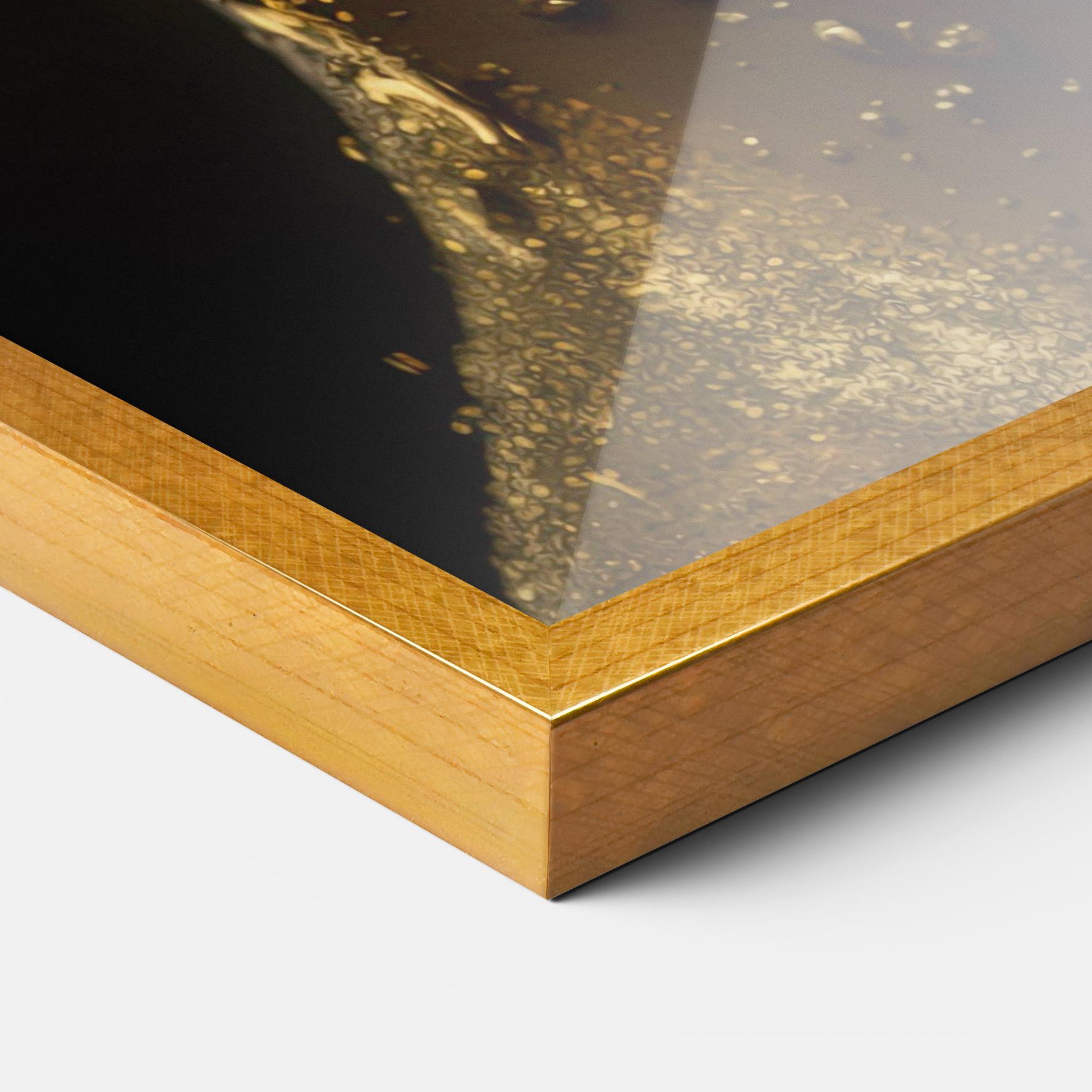 Keretezett Poszter Gold Sparkling Woman mockup 3