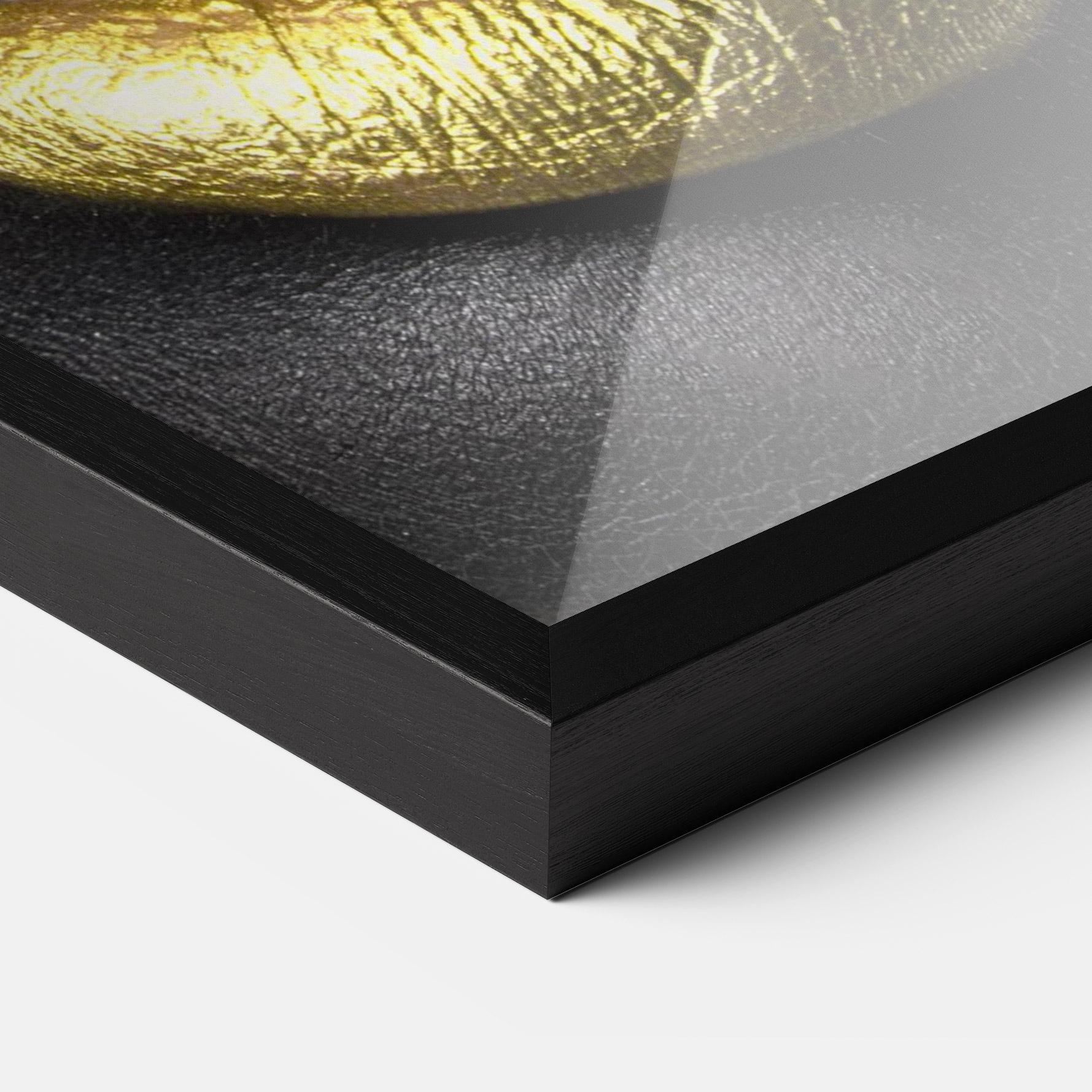 Keretezett Poszter Gold Red Lips mockup 3