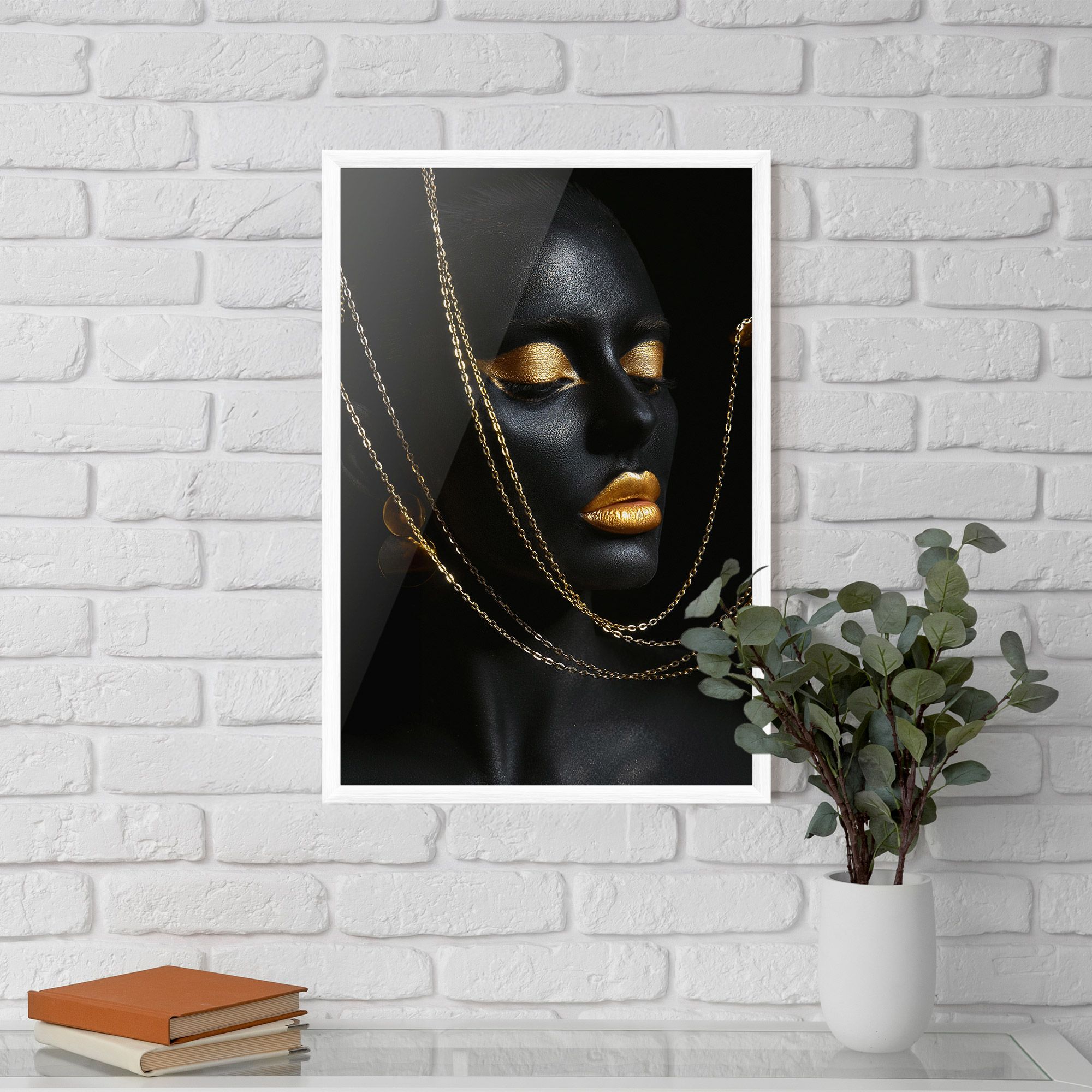 Chain Gold Lips mockup 5