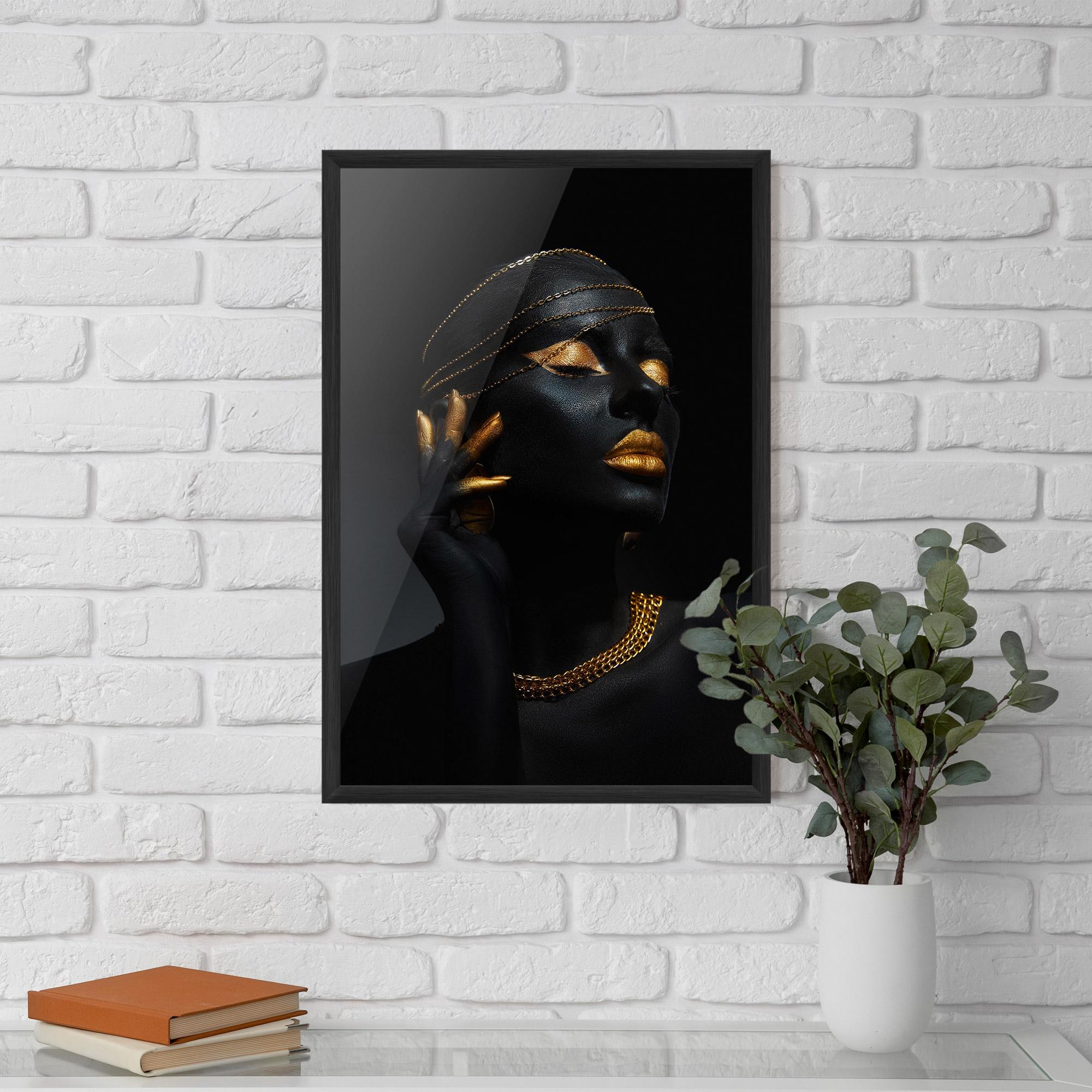 Keretezett Poszter Gold Makeup Eyelids mockup 5