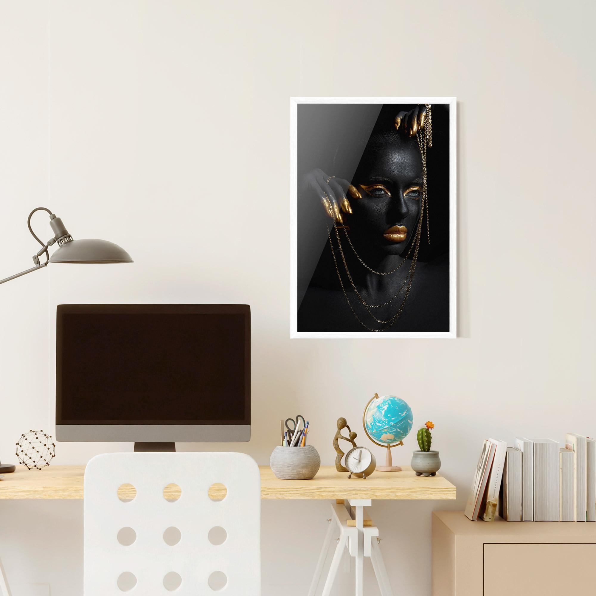 Keretezett Poszter Grey Chain Eyes mockup 6