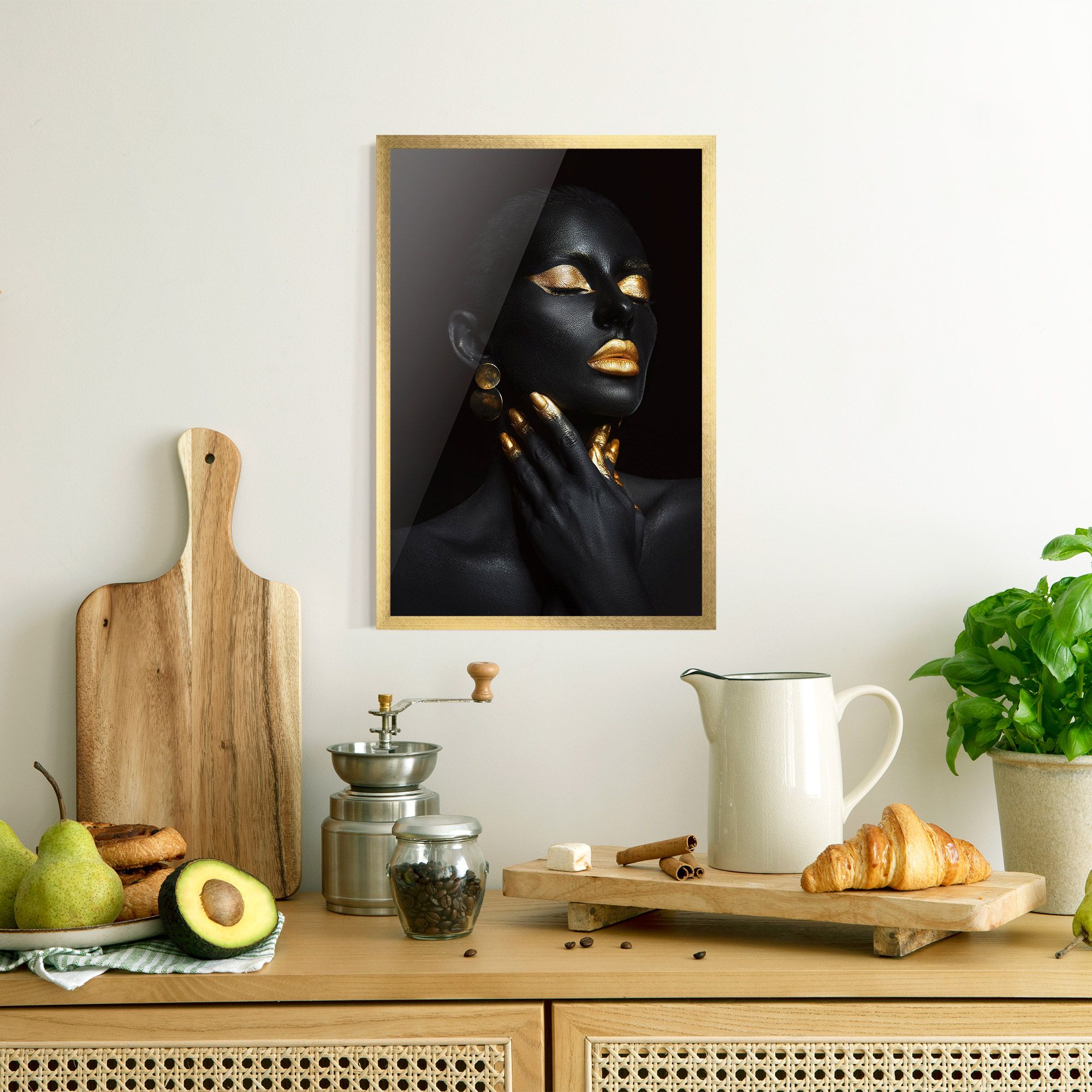 Eyelids Gold Makeup mockup 8