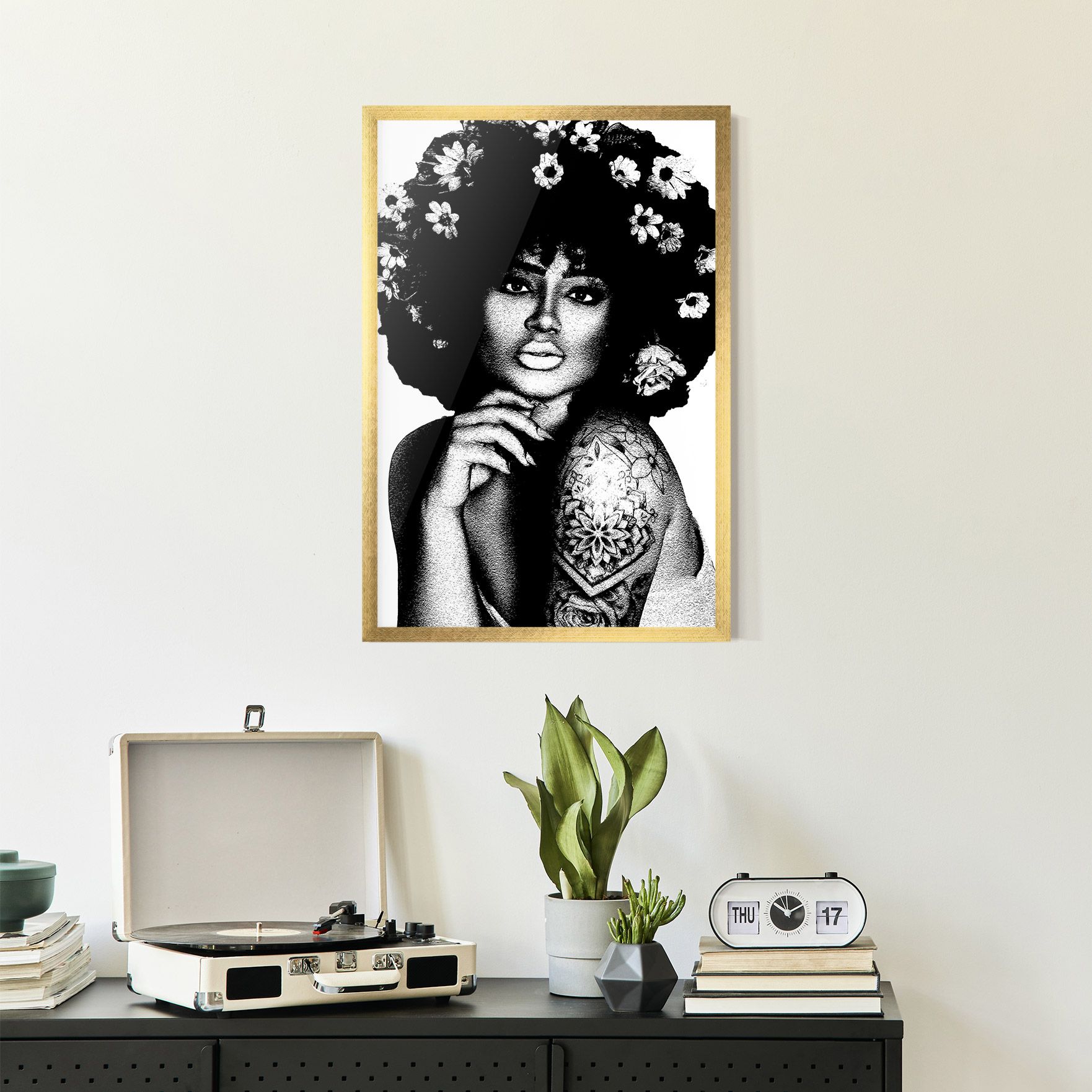 Flower African Woman mockup 2