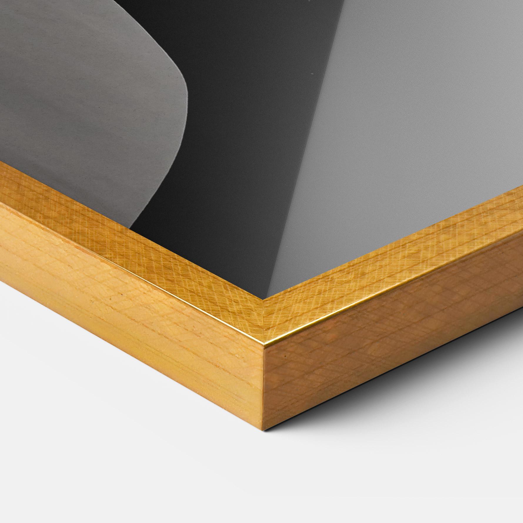 Keretezett Poszter Grey Gold Lips mockup 3