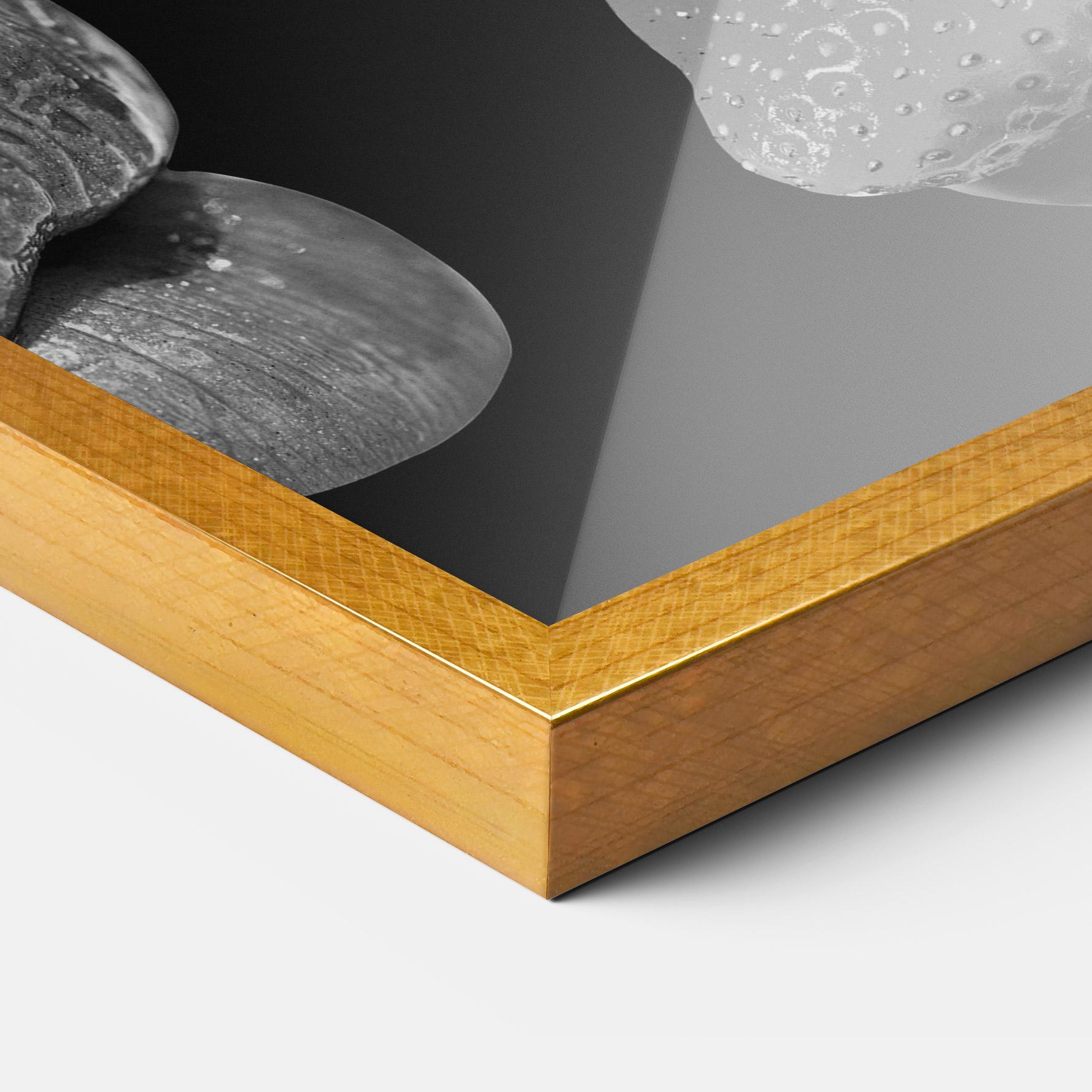 Keretezett Poszter Grey Lips Collage mockup 3