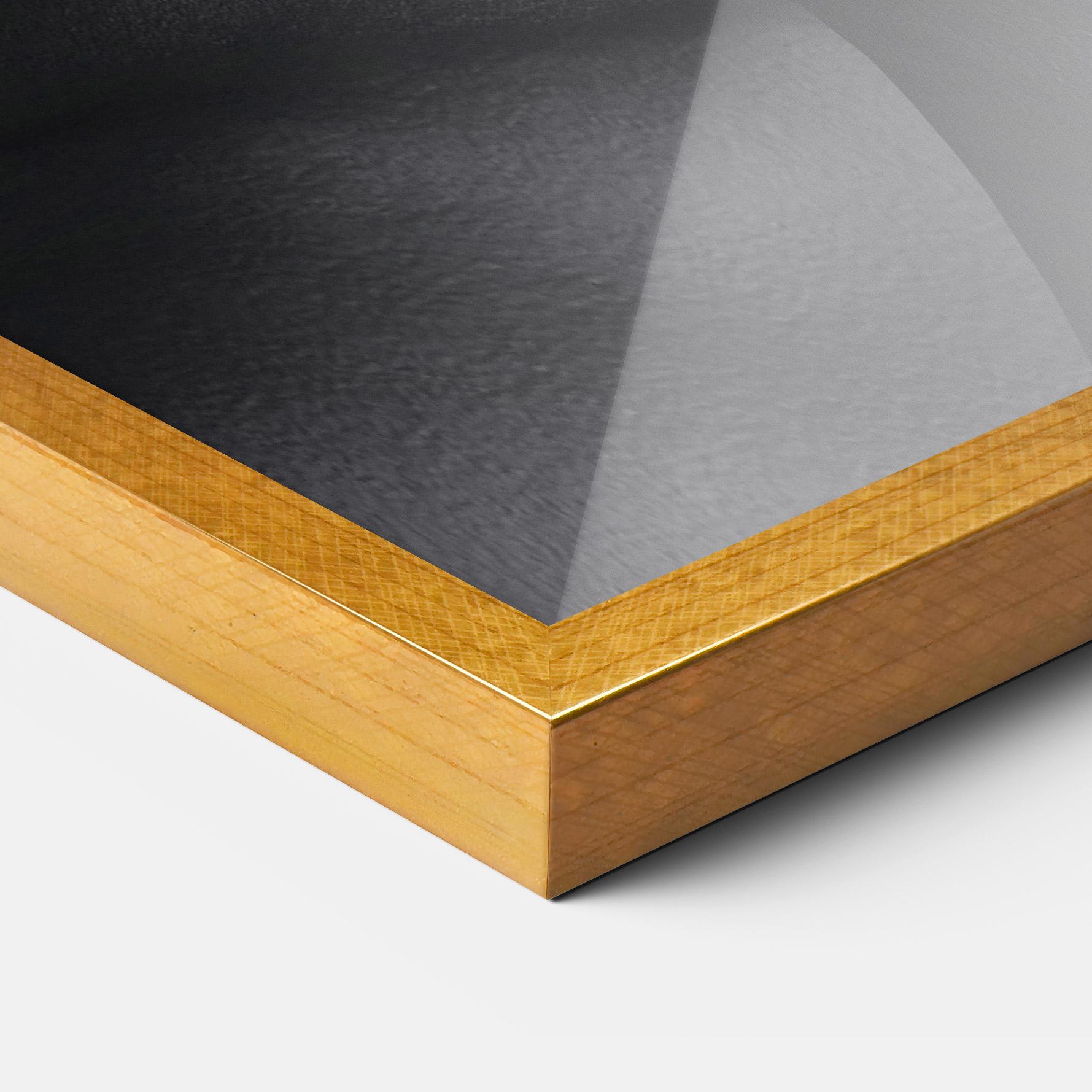 Keretezett Poszter Silence Lips Portrait mockup 3