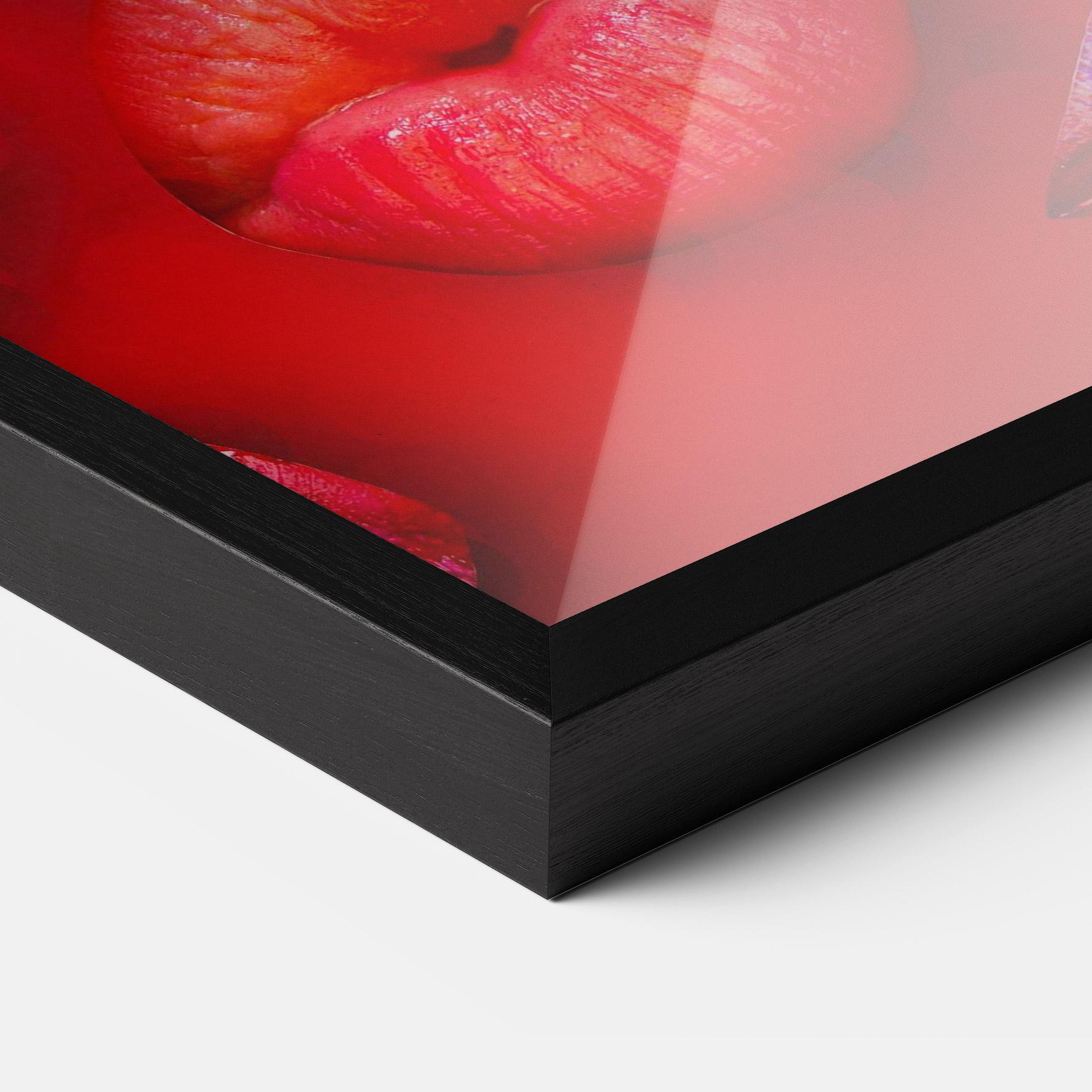 Keretezett Poszter Big Tongue Collage mockup 3