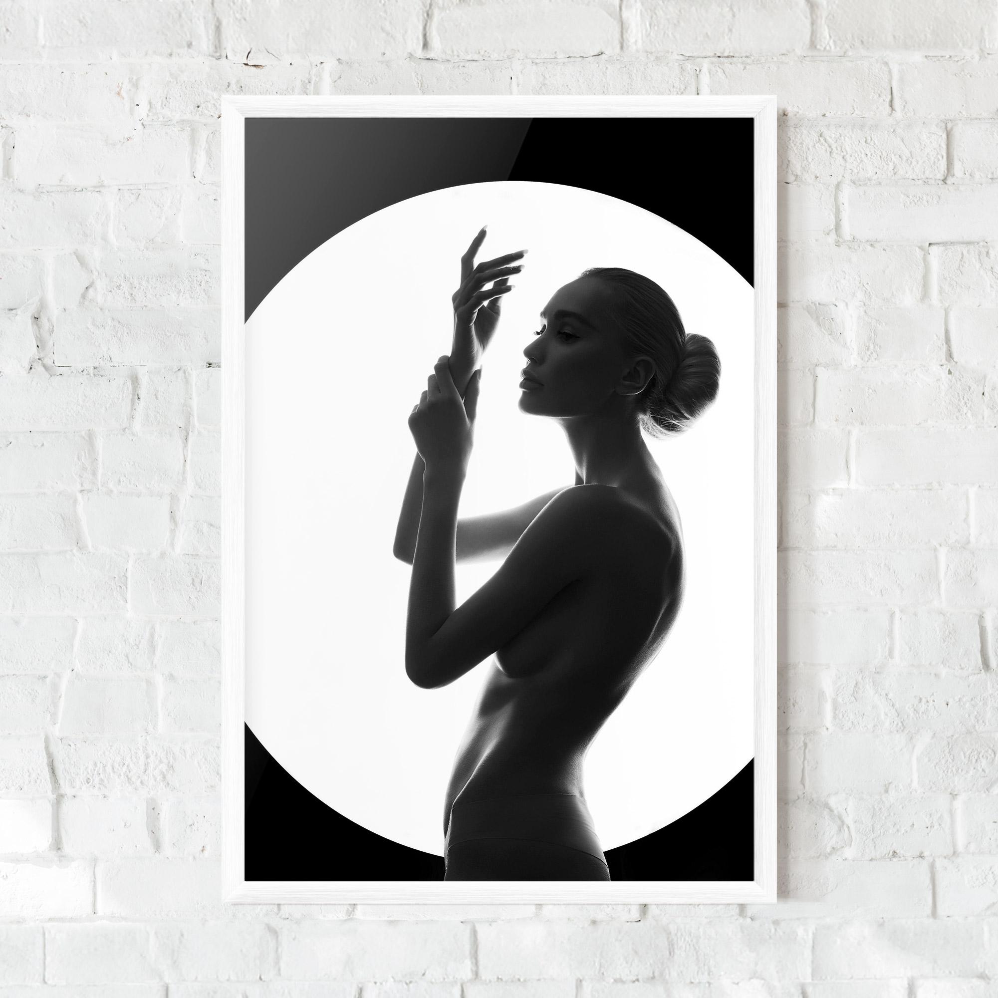 Keretezett Poszter Body Figure mockup 0