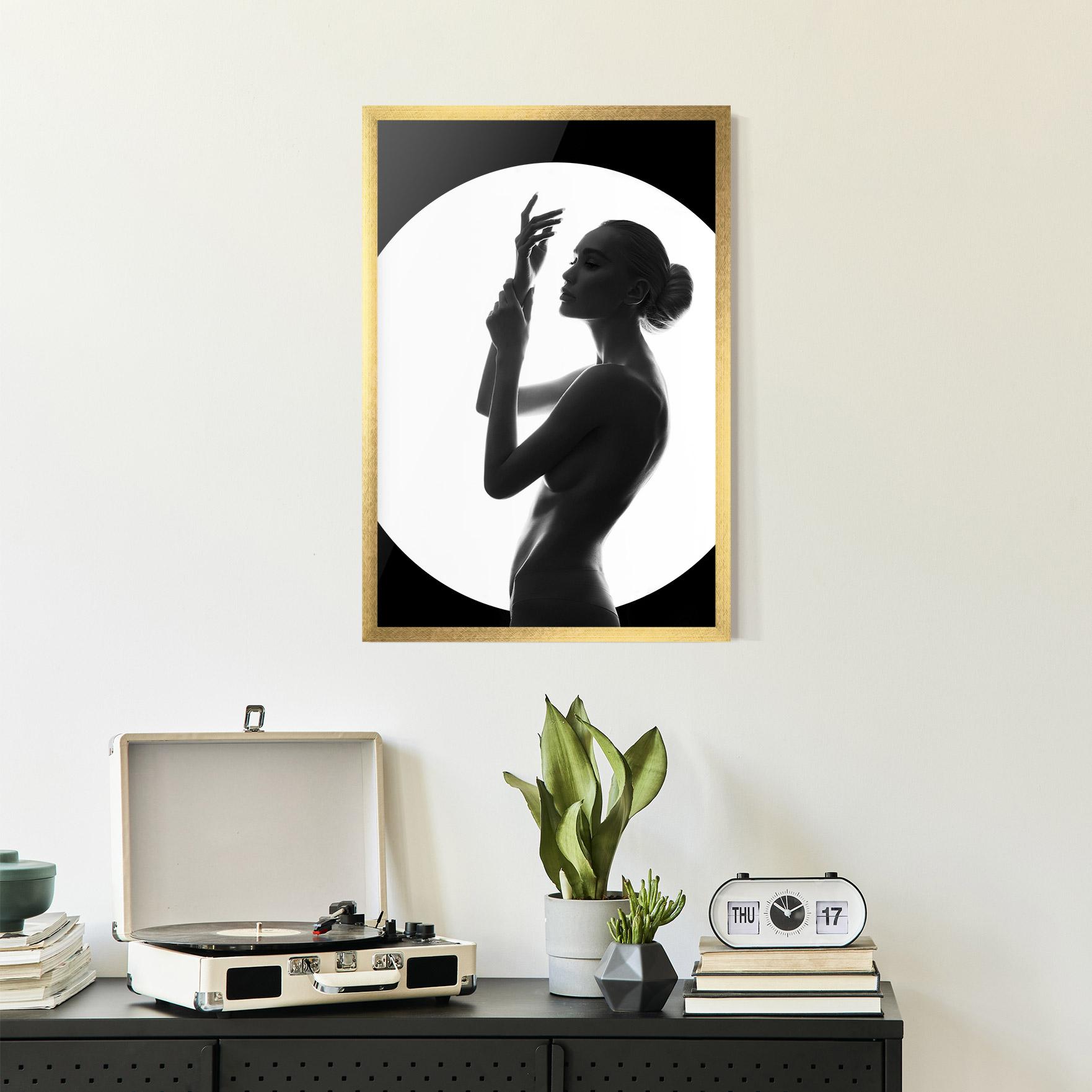 Keretezett Poszter Body Figure mockup 2