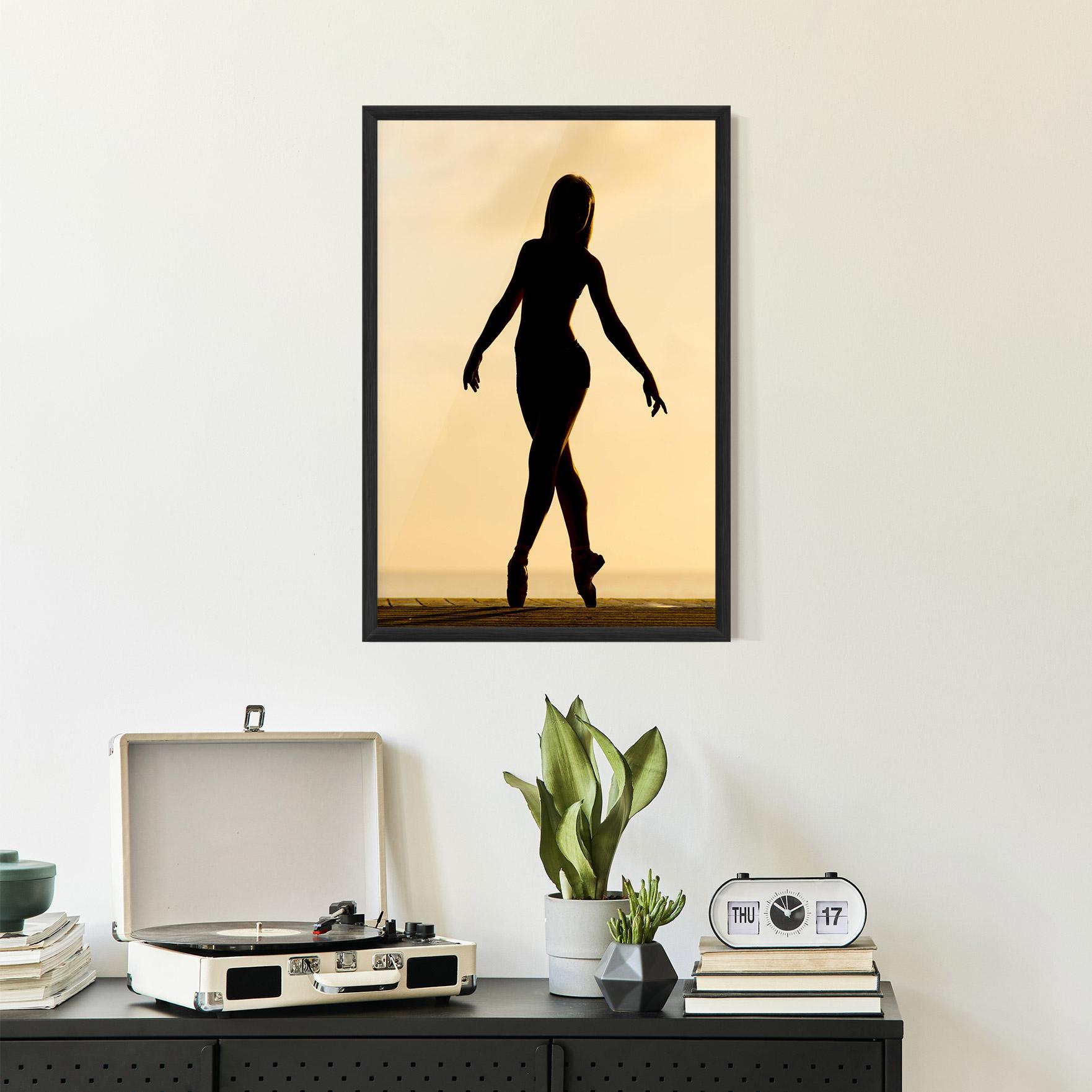 Keretezett Poszter Ballet On Cream mockup 2