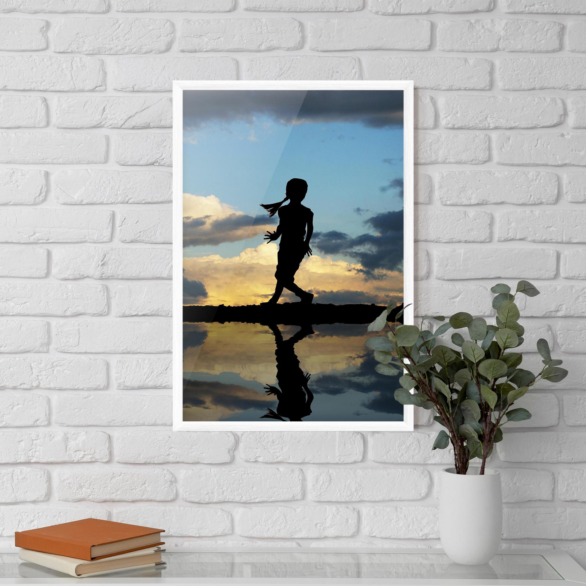 Keretezett Poszter Little Girl Jumping mockup 5