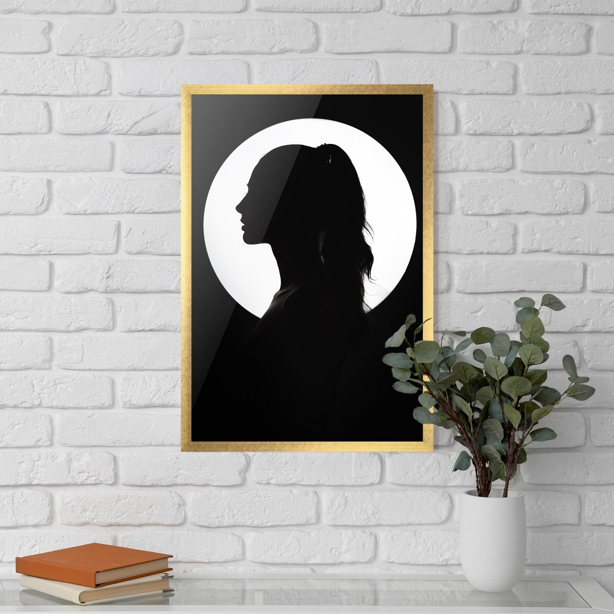 Keretezett Poszter Full Moon Girl mockup 5