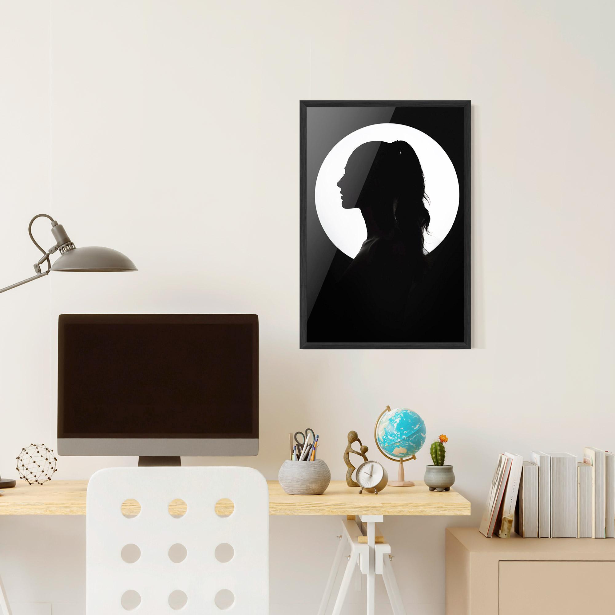 Keretezett Poszter Full Moon Girl mockup 6