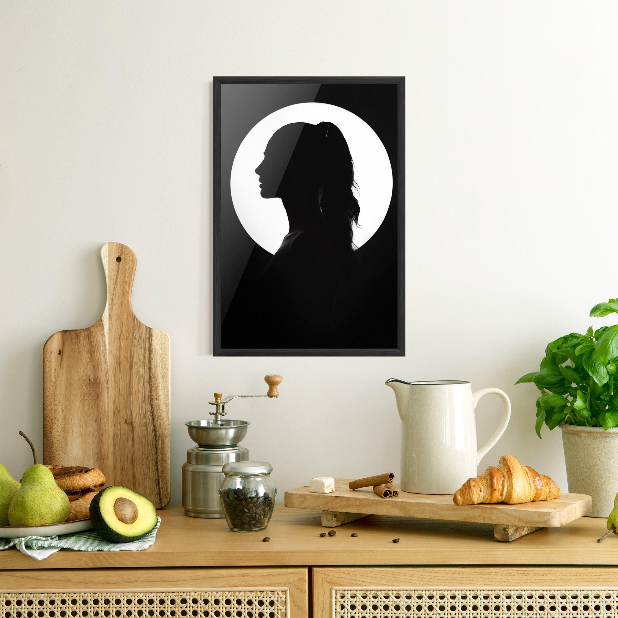 Keretezett Poszter Full Moon Girl mockup 8