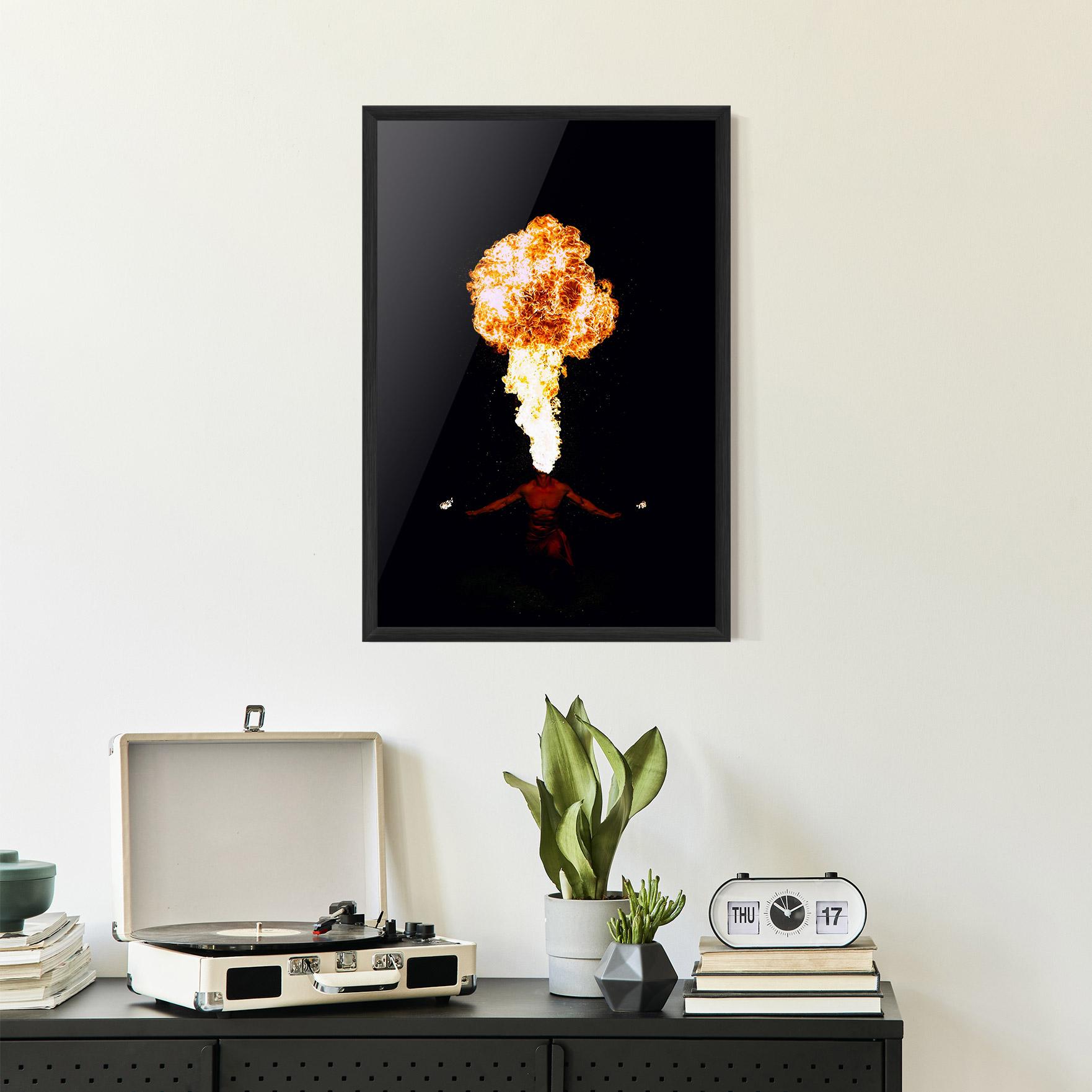 Keretezett Poszter Spitting Fire mockup 2