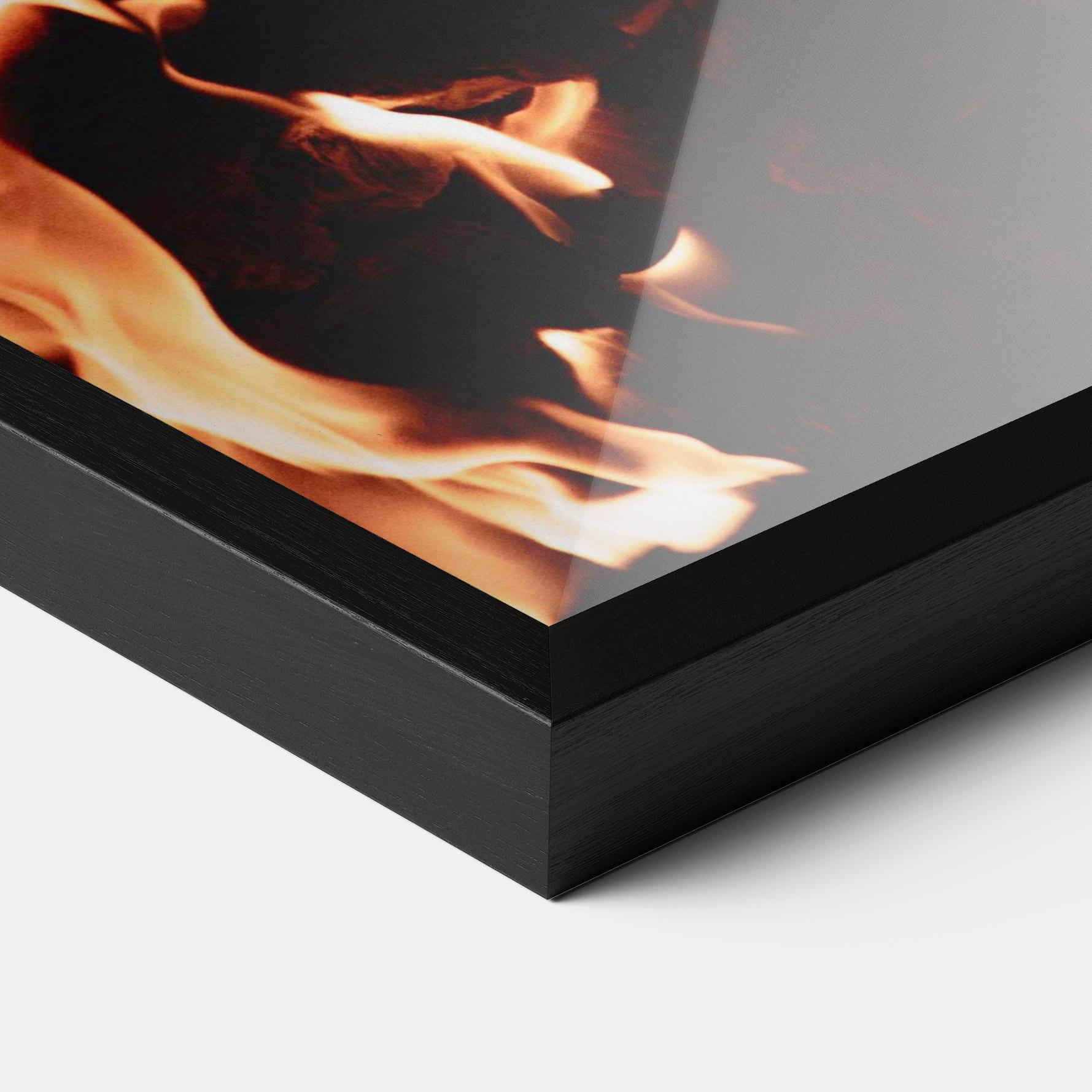 Keretezett Poszter Red Grey Fire mockup 3