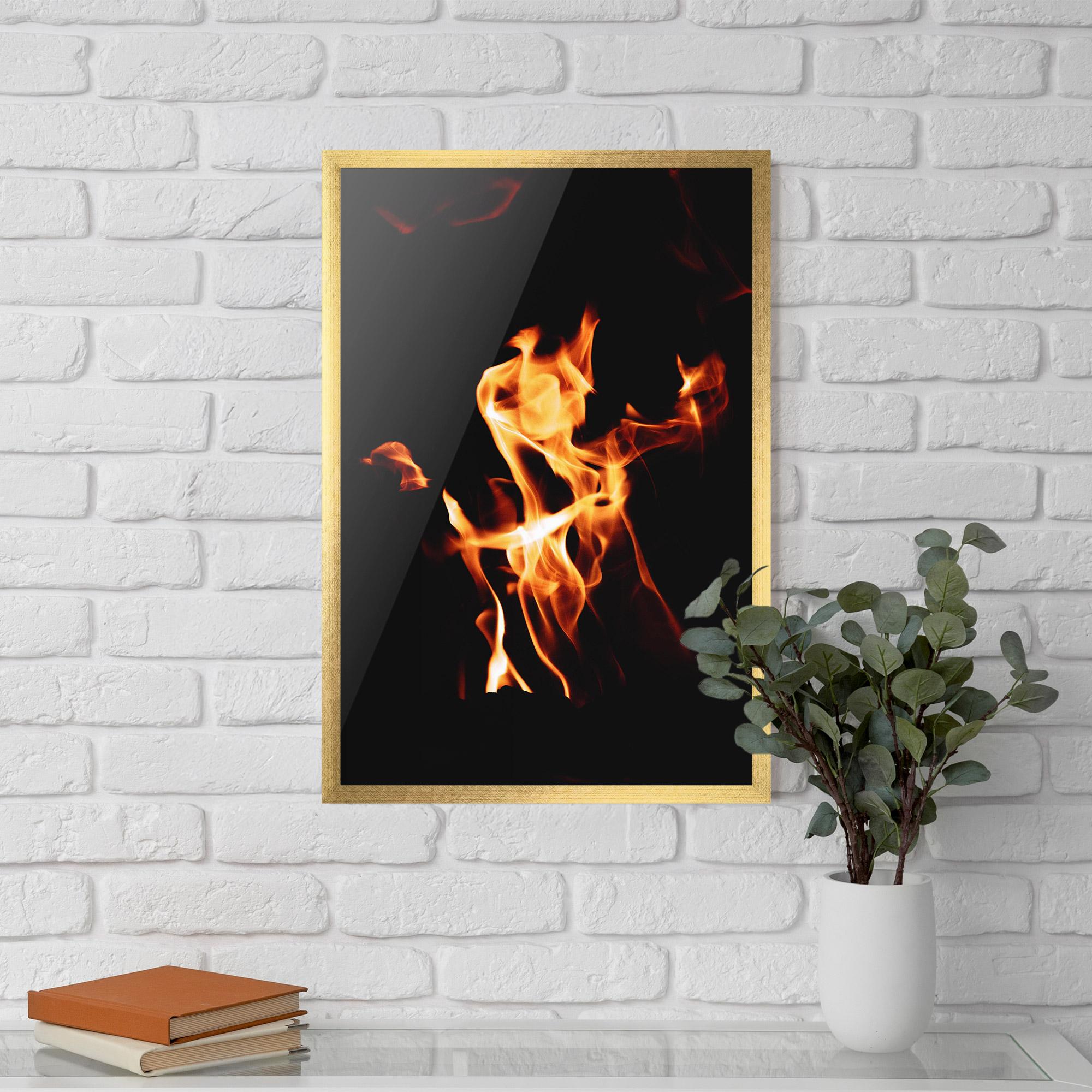 Keretezett Poszter On Fire mockup 5