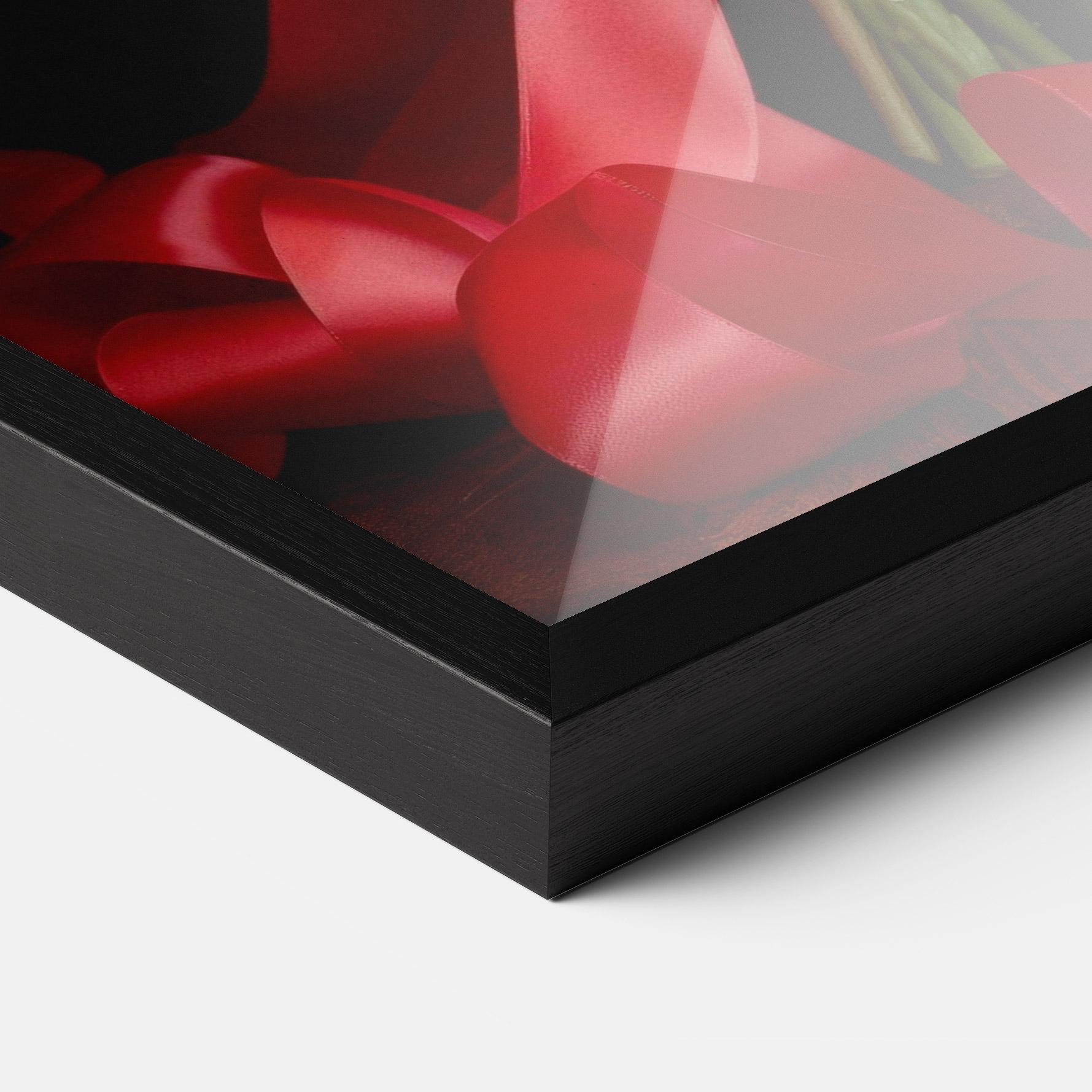 Keretezett Poszter Beautiful Red Roses Bouquet mockup 3