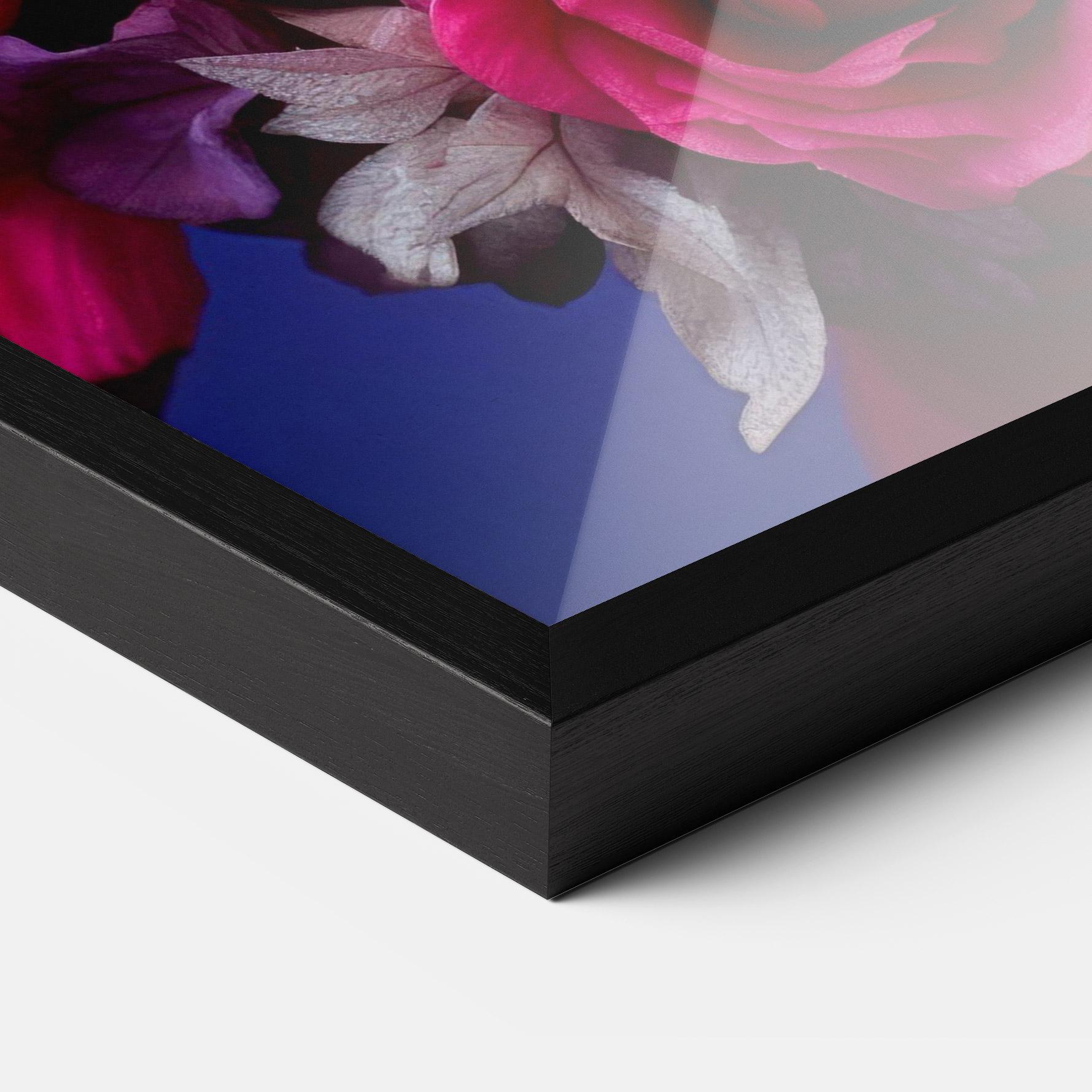 Keretezett Poszter Purple Pretty Flowers mockup 3