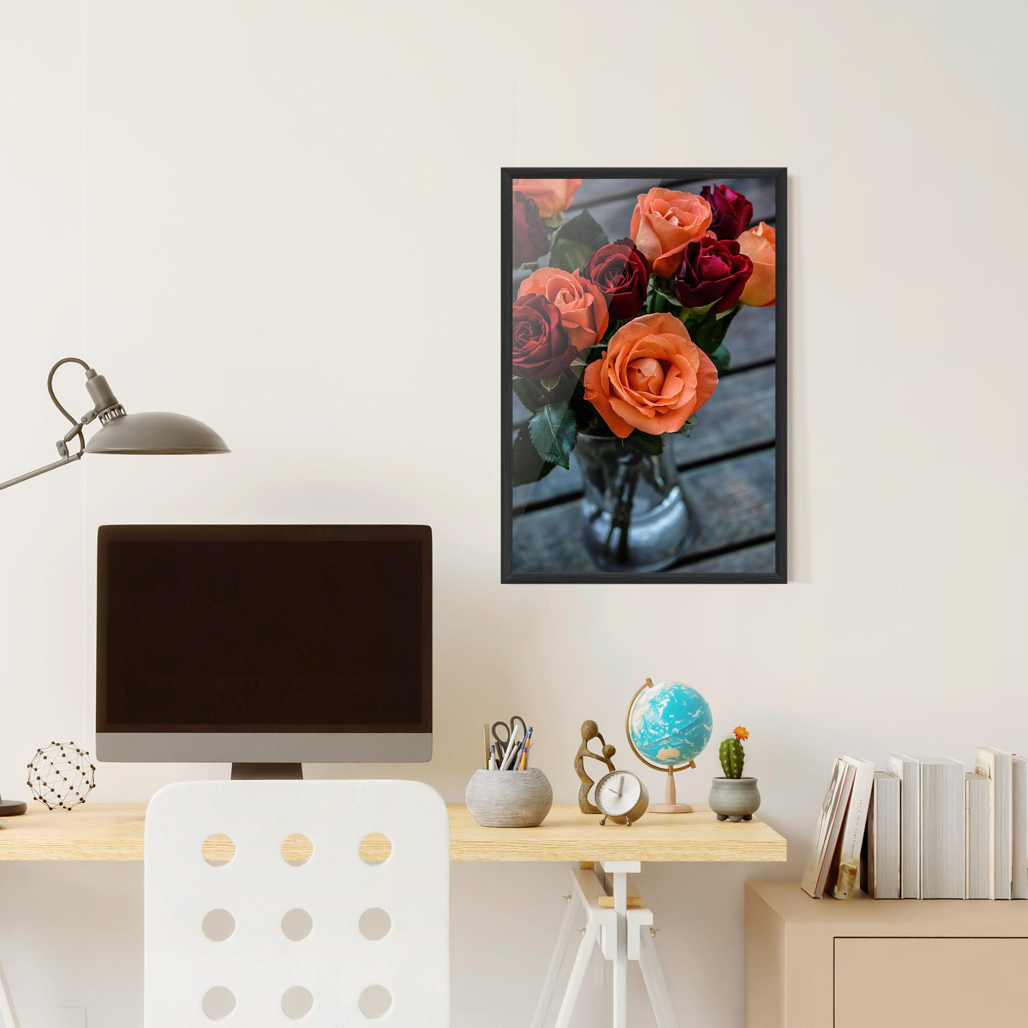 Keretezett Poszter Red Orange Roses Bouquet mockup 6