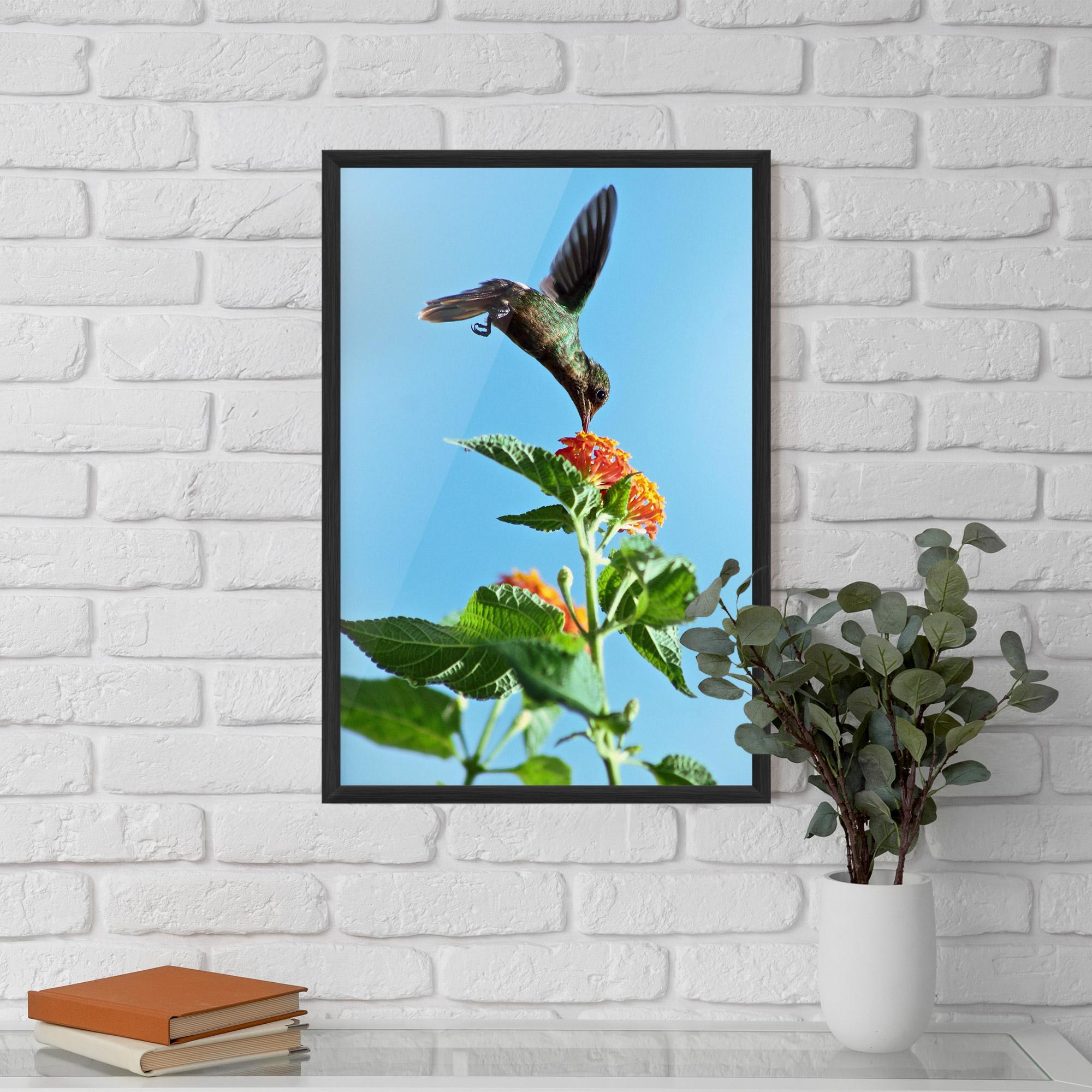 Keretezett Poszter Bird Exotic Flower mockup 5