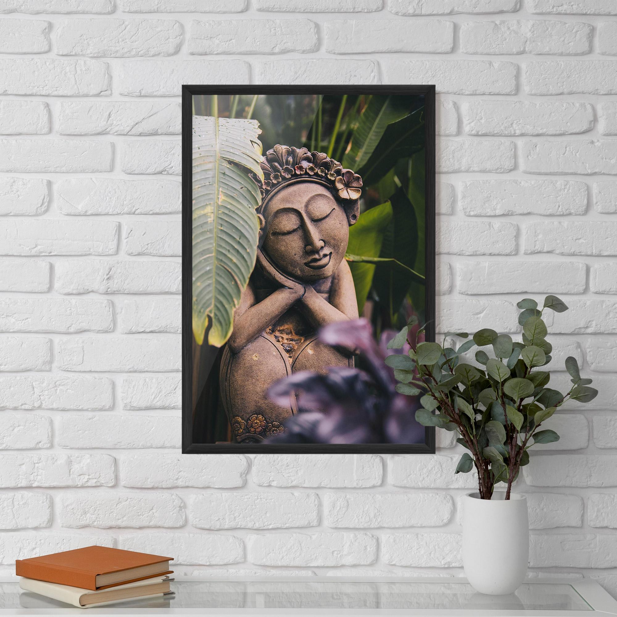 Keretezett Poszter Exotic Statue mockup 5