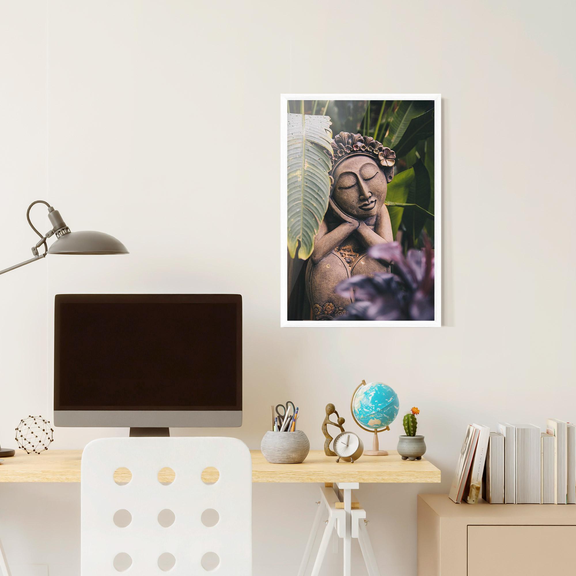 Keretezett Poszter Exotic Statue mockup 6