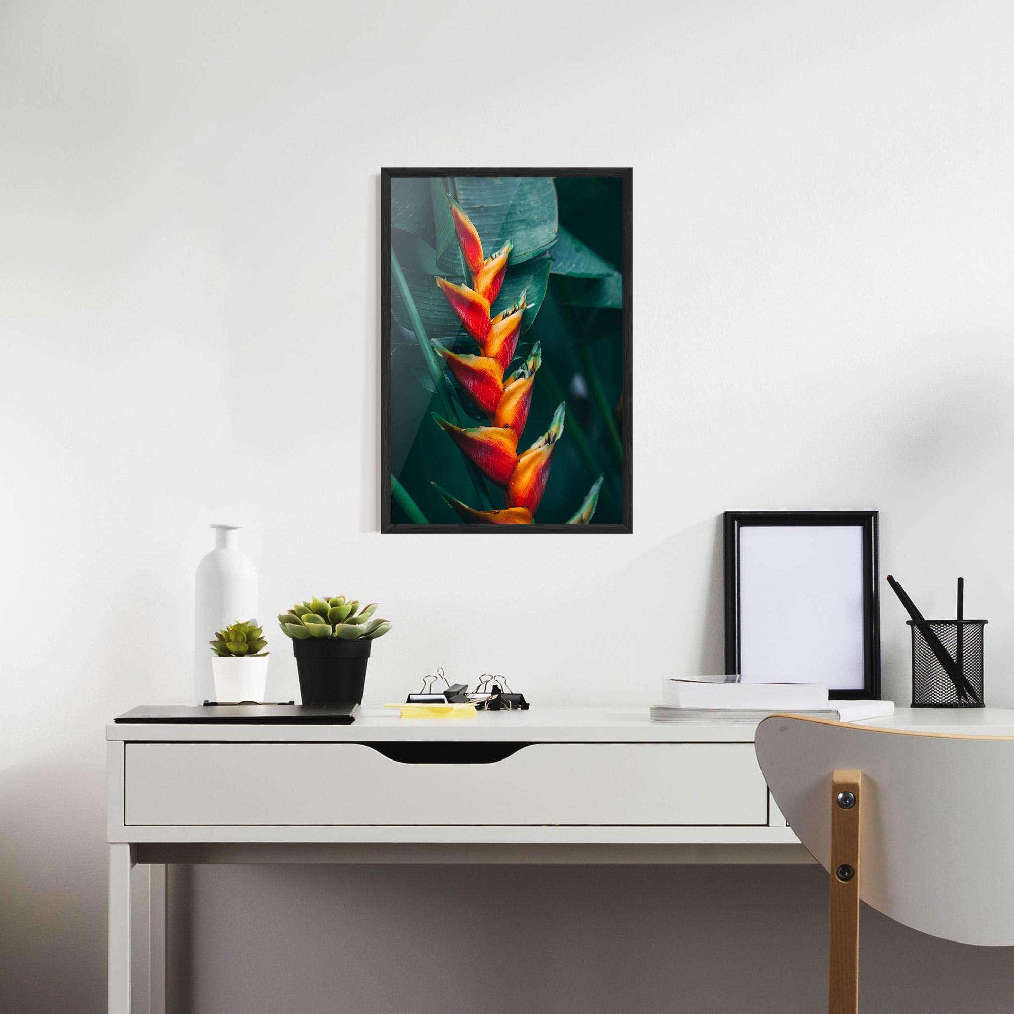 Keretezett Poszter Red Orange Exotic mockup 7