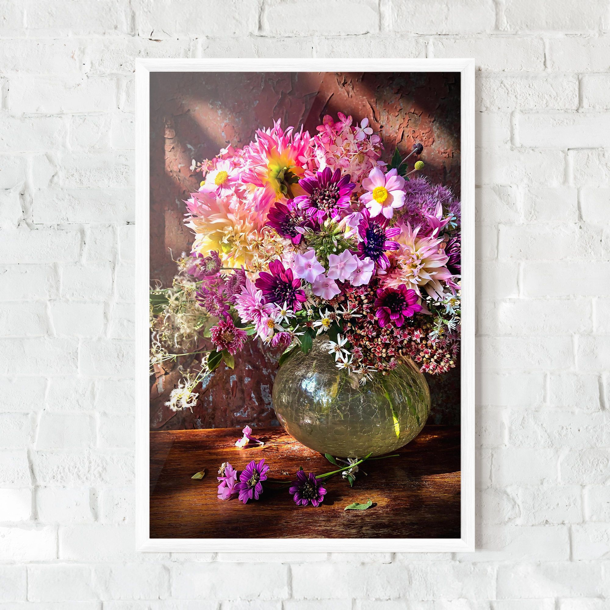 Purple Flowers Vasw mockup 0