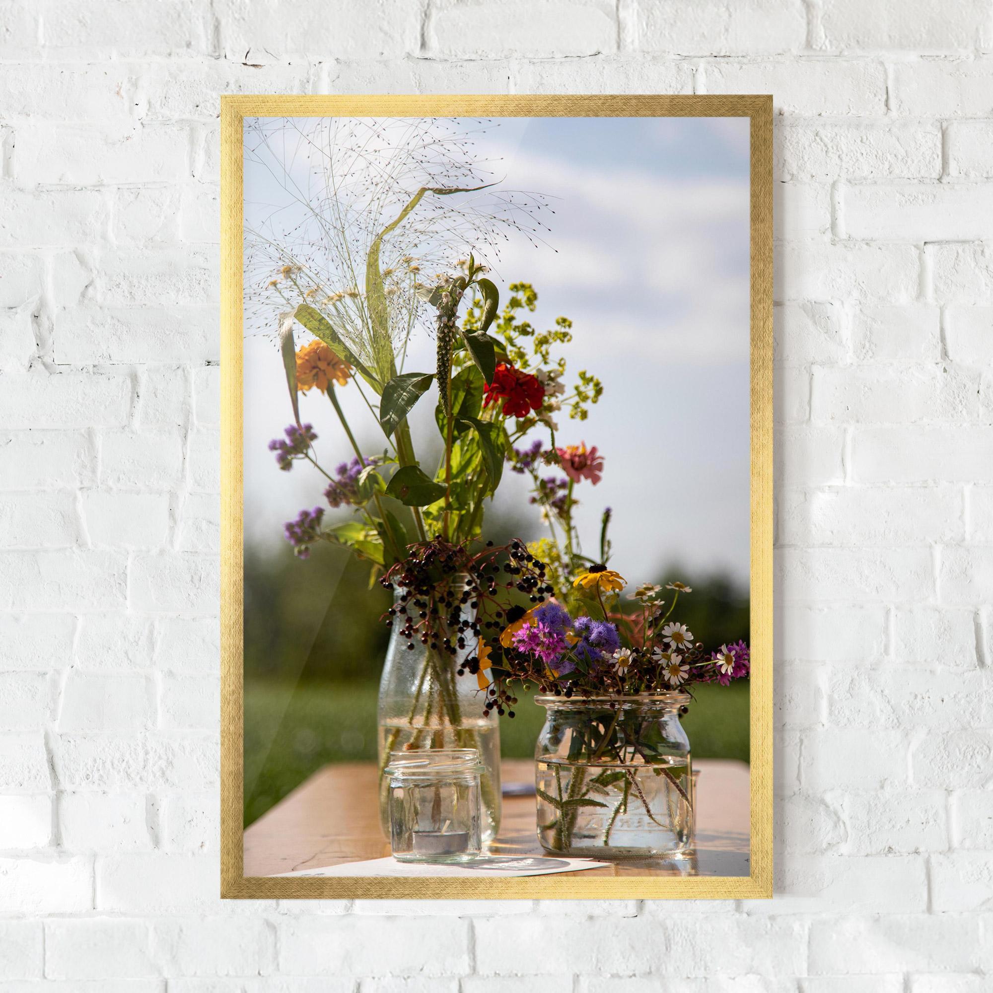 Keretezett Poszter Wild Flowers Vase mockup 0