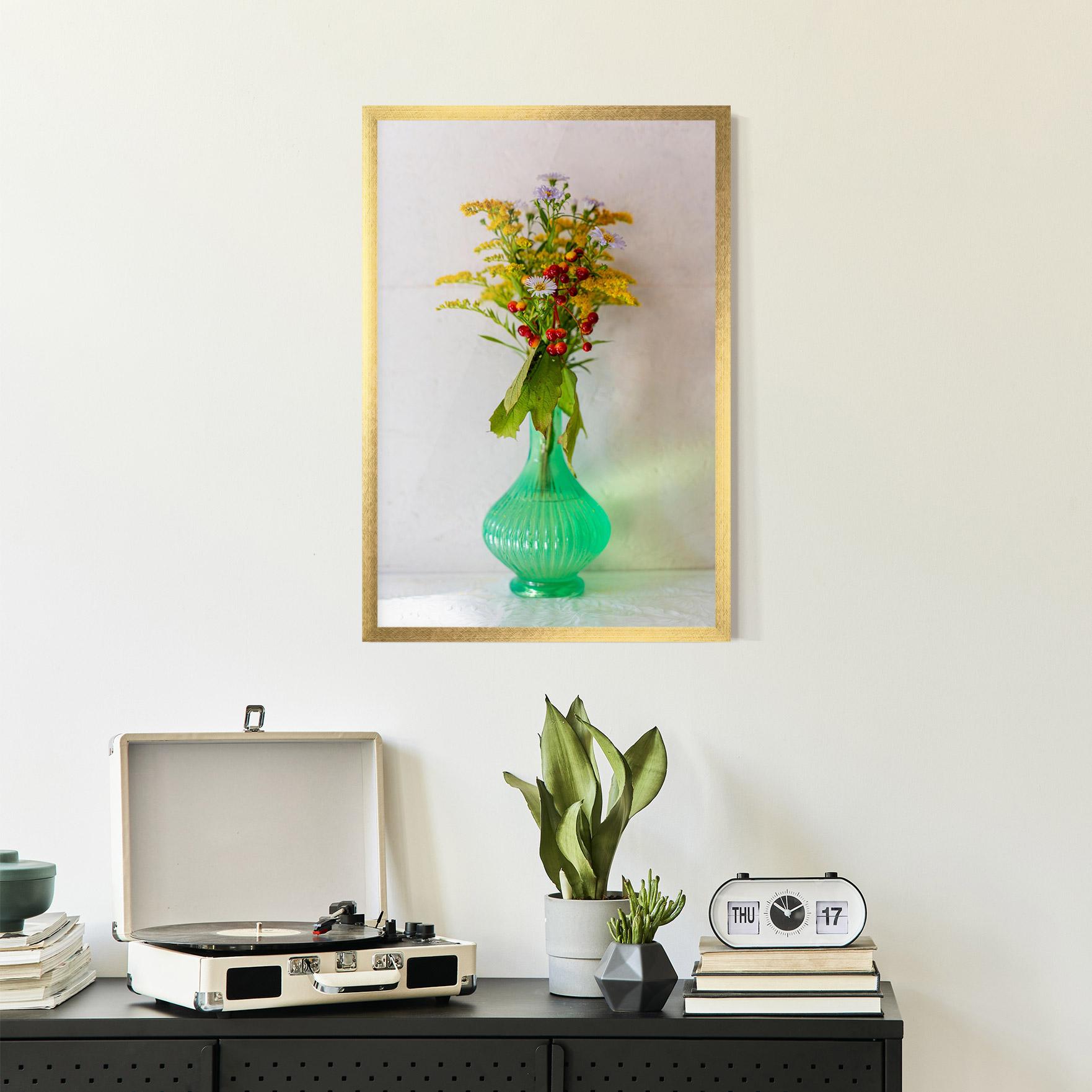 Keretezett Poszter Green Pretty Vase mockup 2