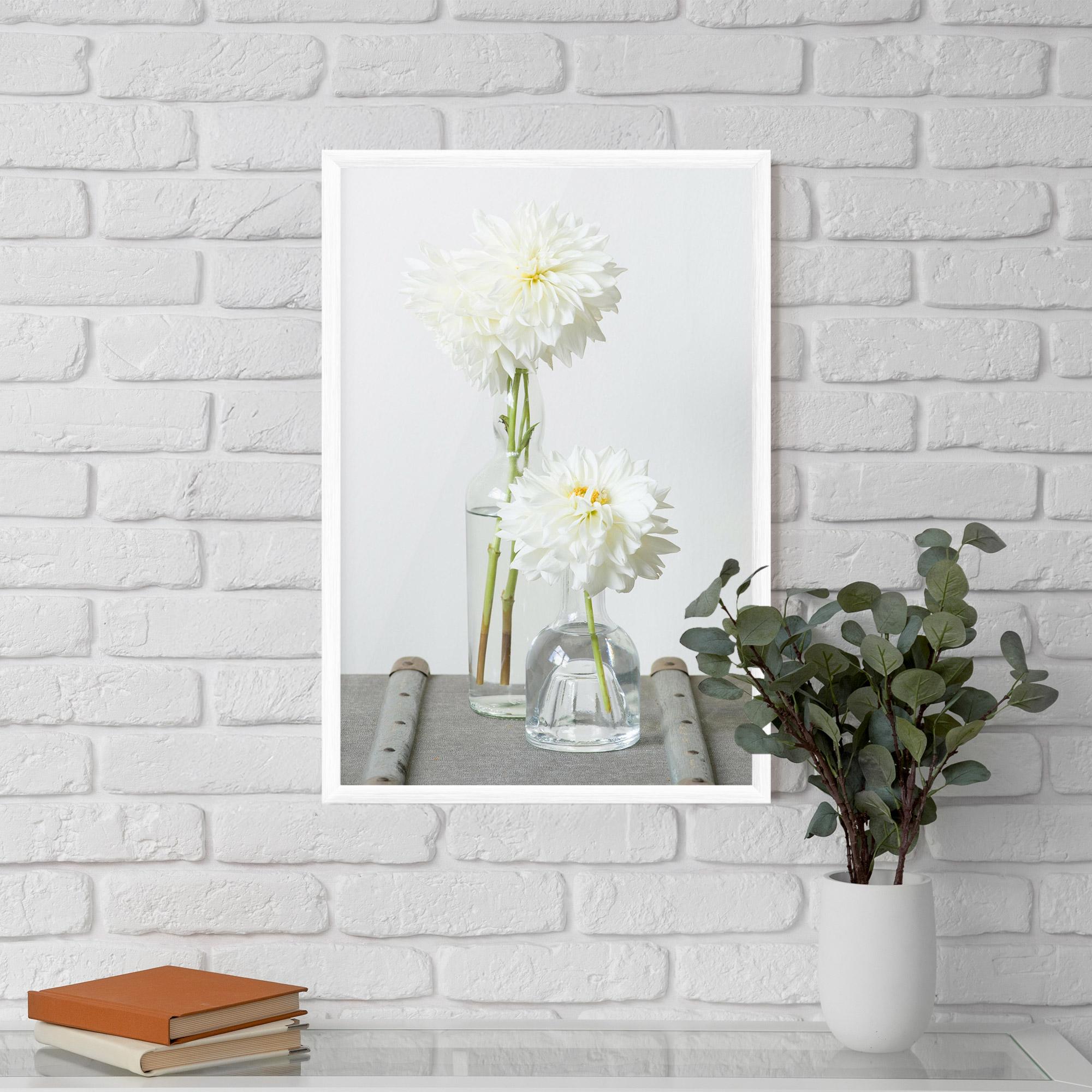 Keretezett Poszter Big Flower Vase mockup 5