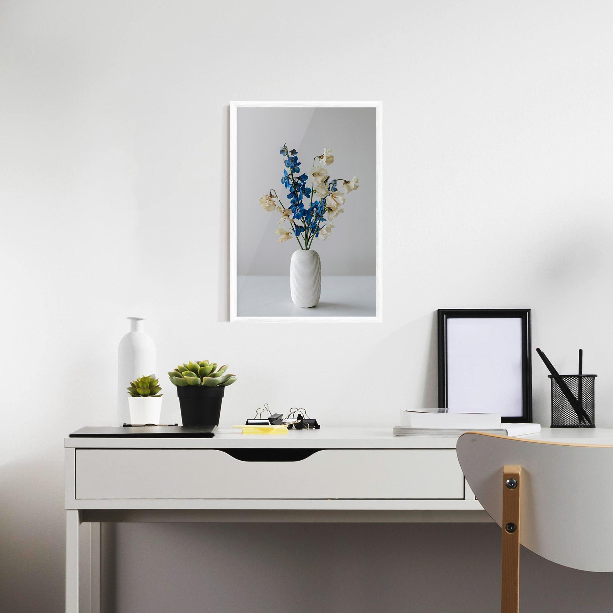 Keretezett Poszter Blue White Vase mockup 7