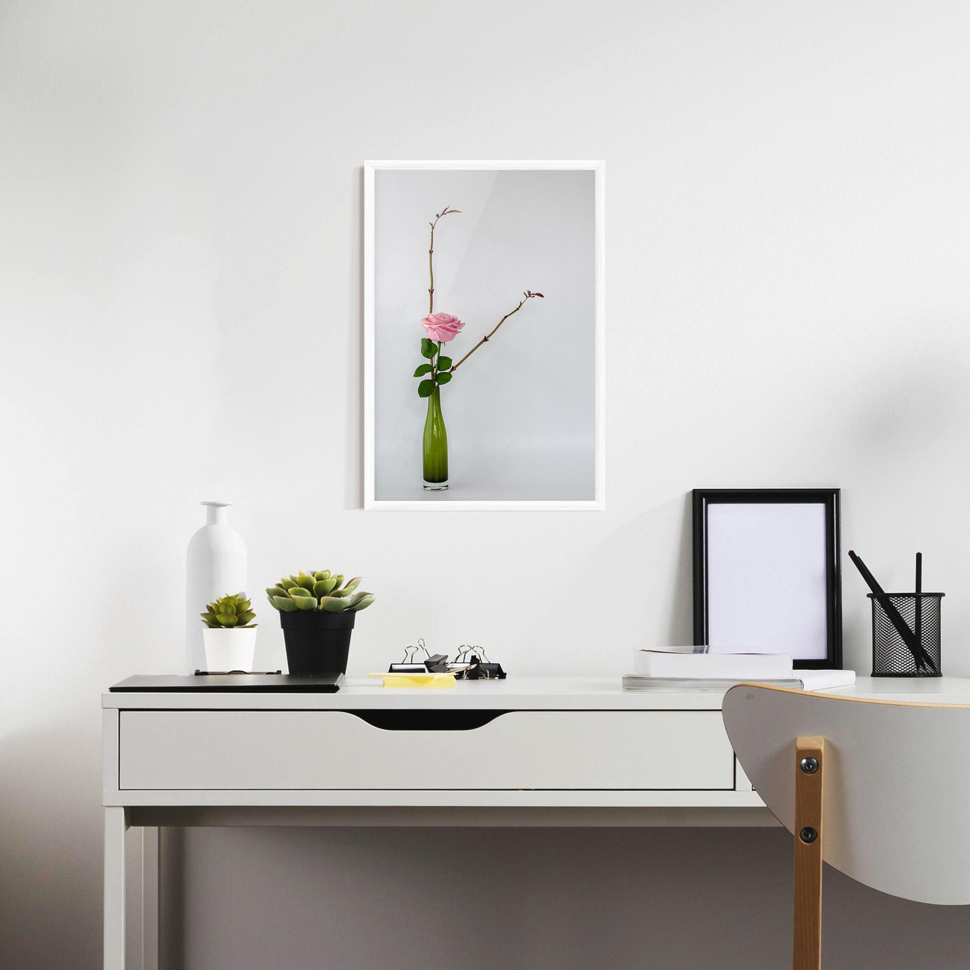 Keretezett Poszter Wine Vase mockup 7