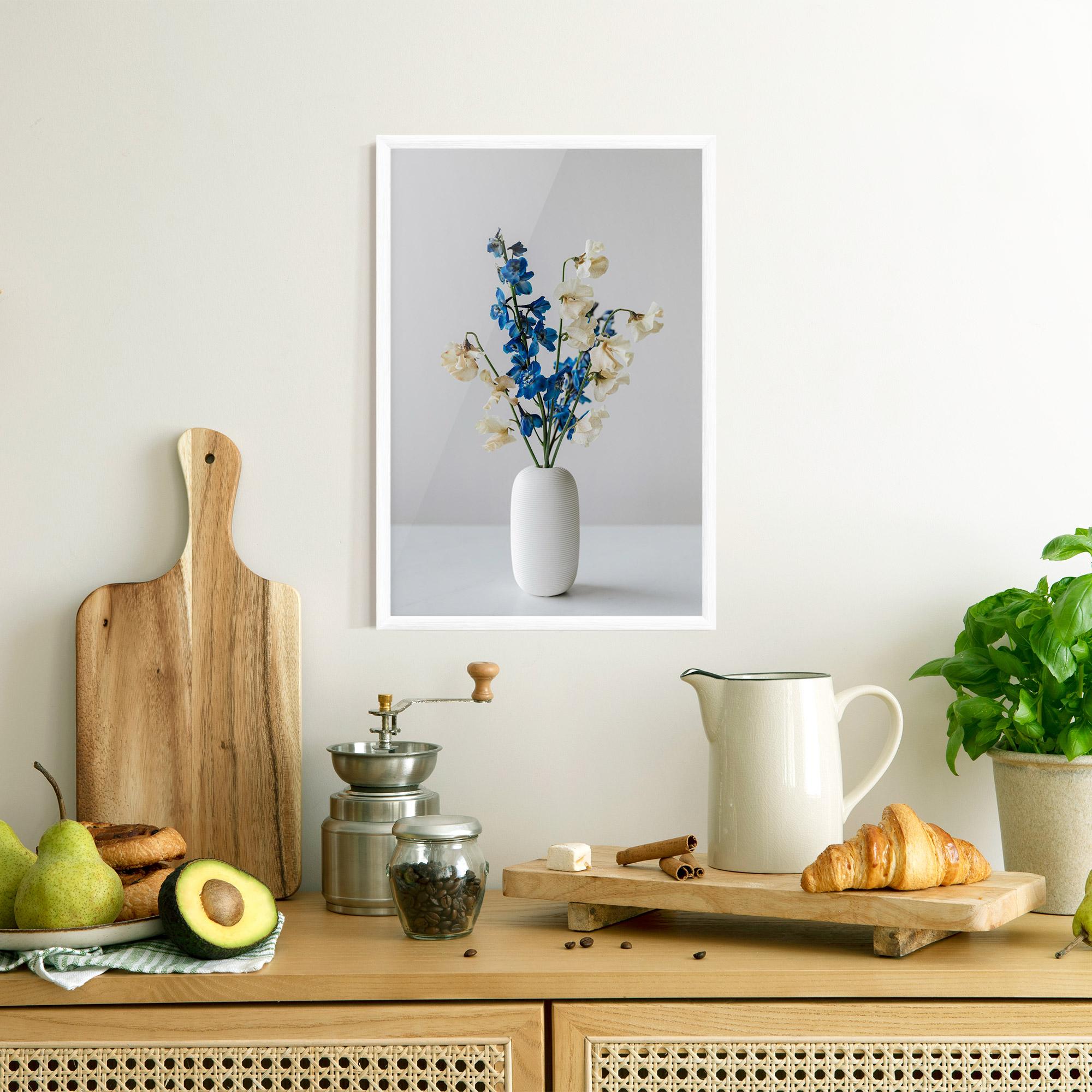 Keretezett Poszter Blue White Vase mockup 8