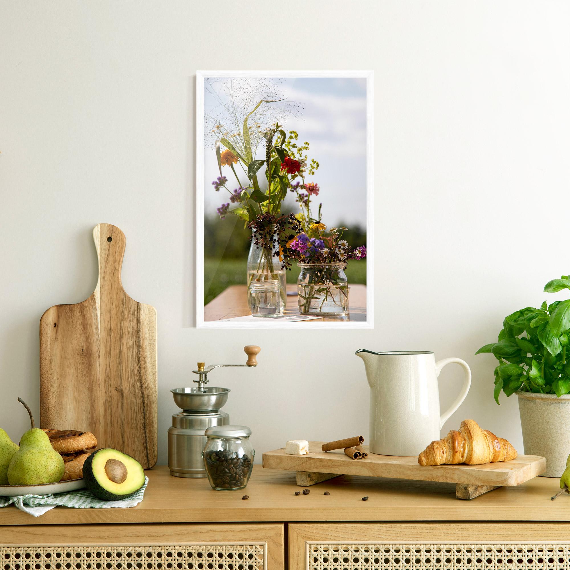 Keretezett Poszter Wild Flowers Vase mockup 8