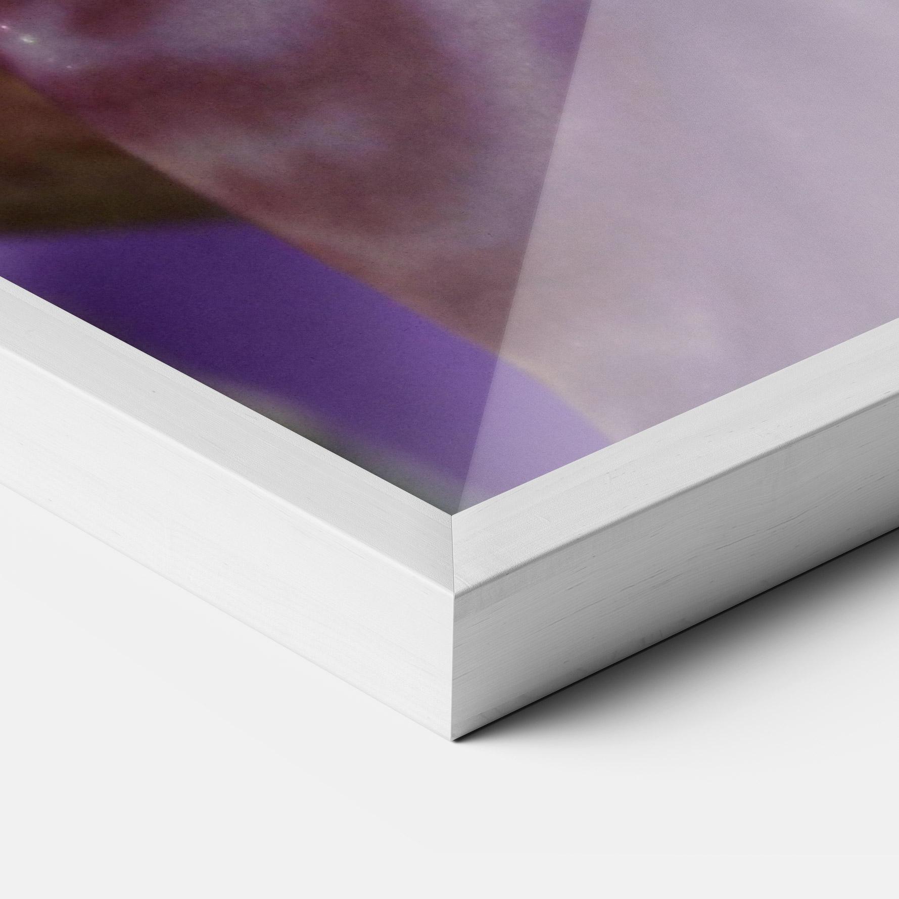 Keretezett Poszter Purple Iris Close Up mockup 3