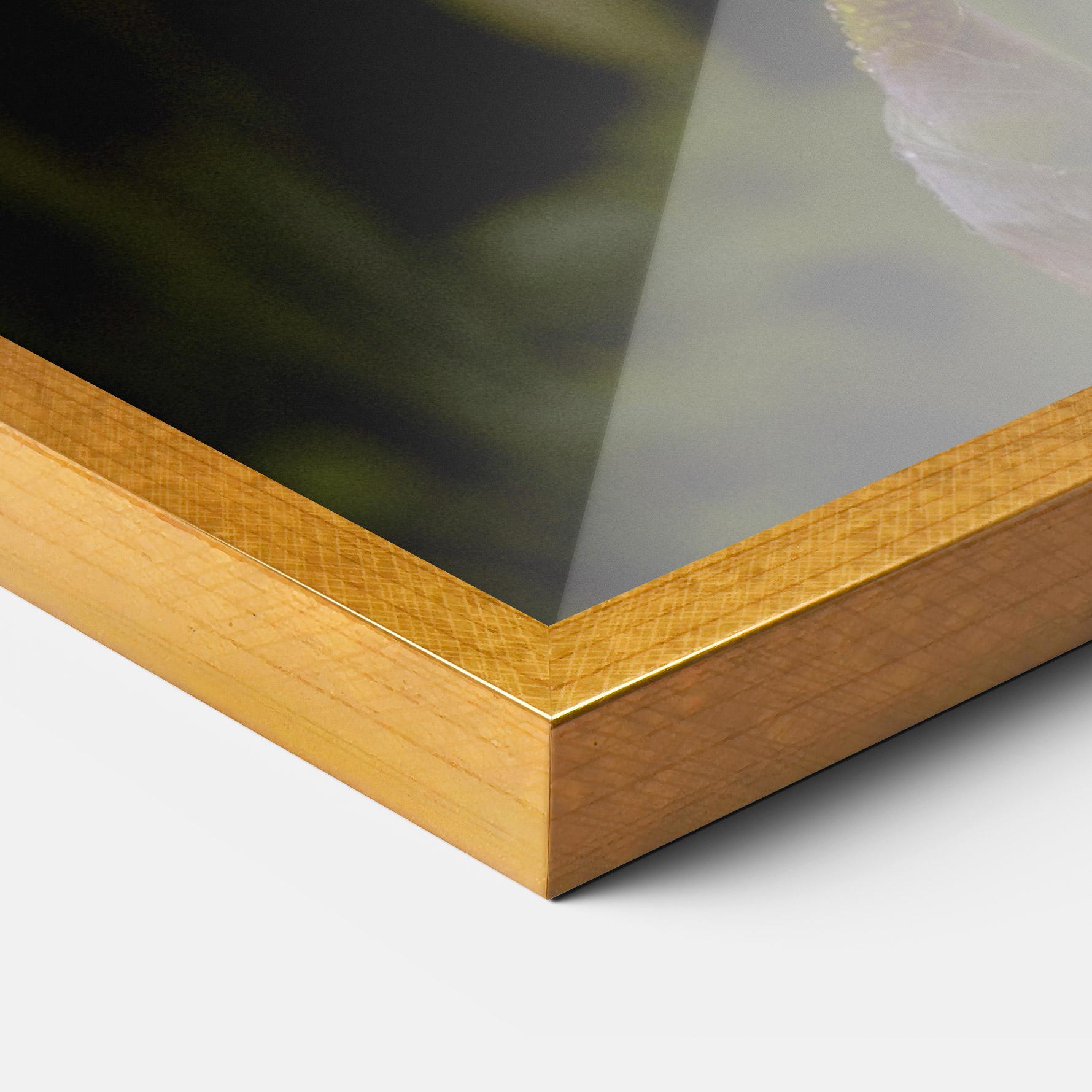 Keretezett Poszter Yellow Iris After Rain mockup 3