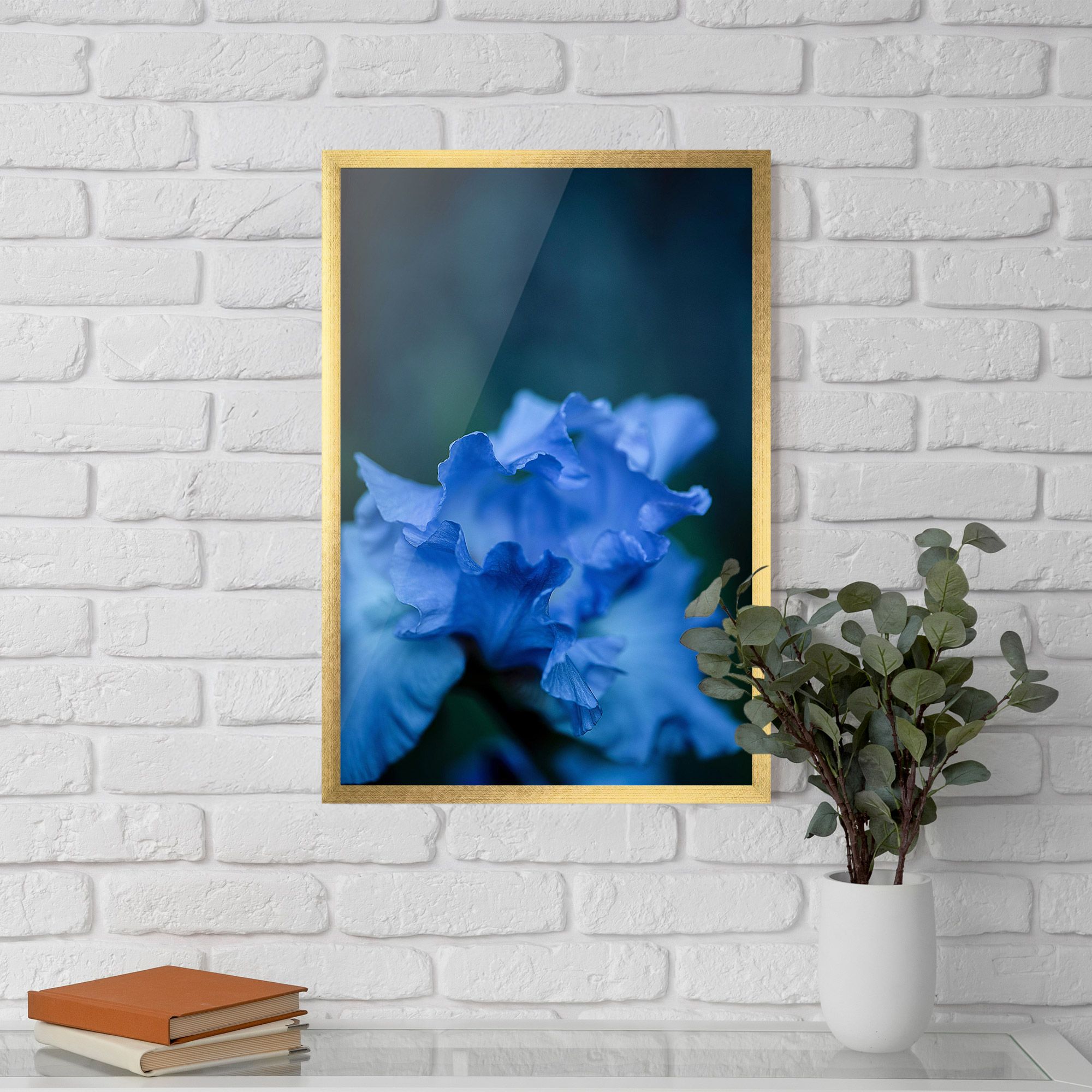 Ocean Blue Iris mockup 5